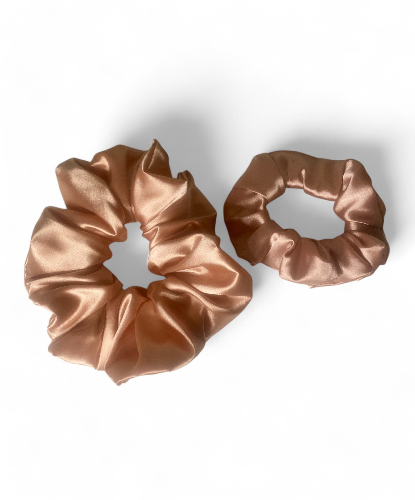 Geschenkdoos met satijnen haaraccessoires voor nu een gezond en stijlvolle kapsel - 57636.jpeg Geschenkdoos met satijnen haaraccessoires voor nu een gezond en stijlvoll kapsel