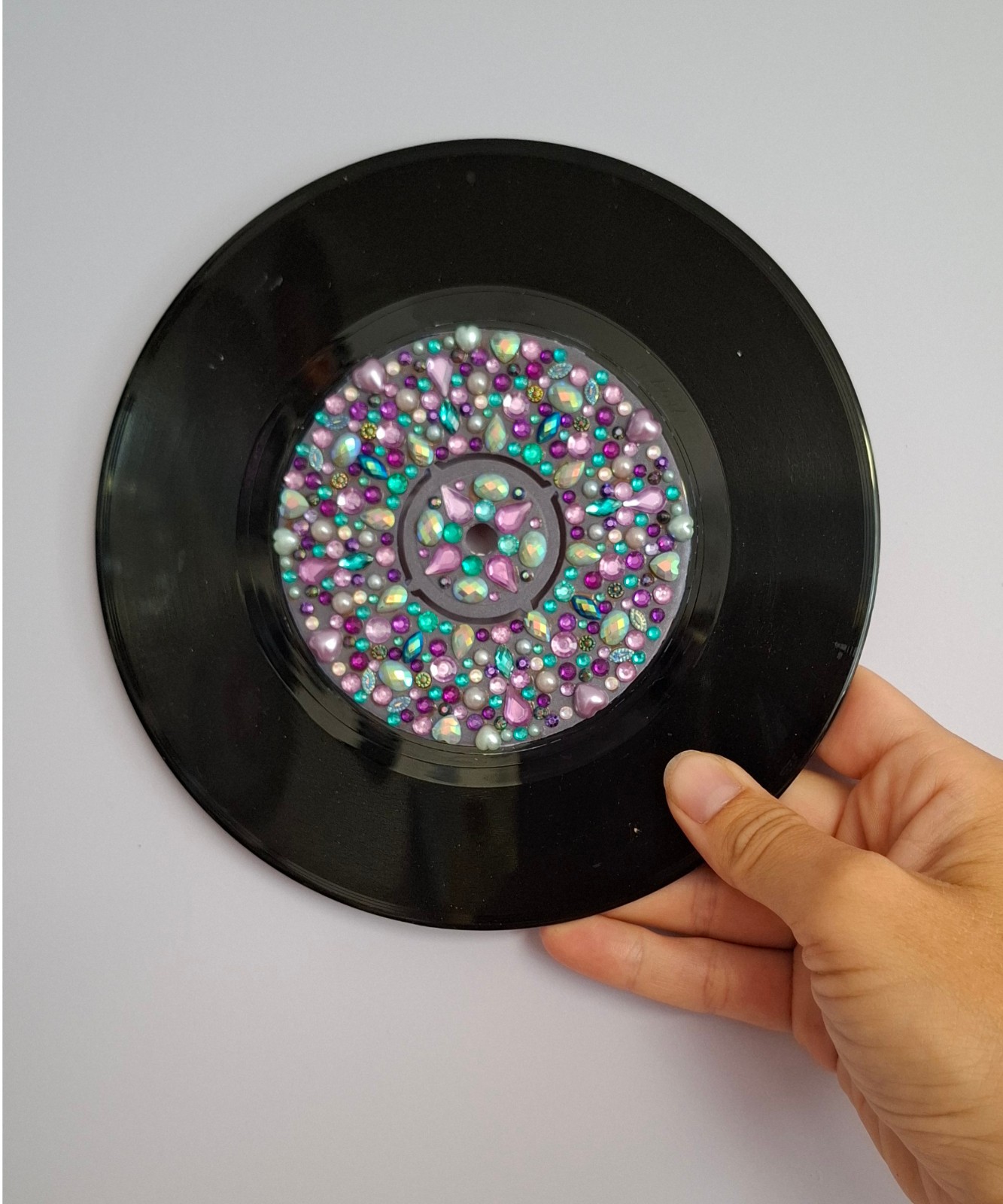 Kunst van vinyl: versierde LP 'Tout Turquoise' - 84751 Kunst van vinyl: versierde LP 'Tout Turquoise'