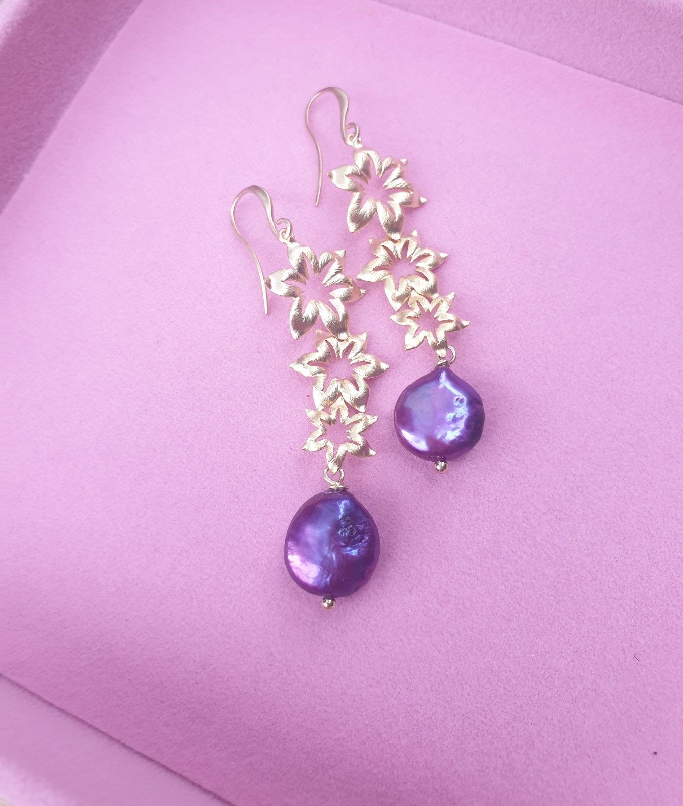 Paarse pareloorbellen