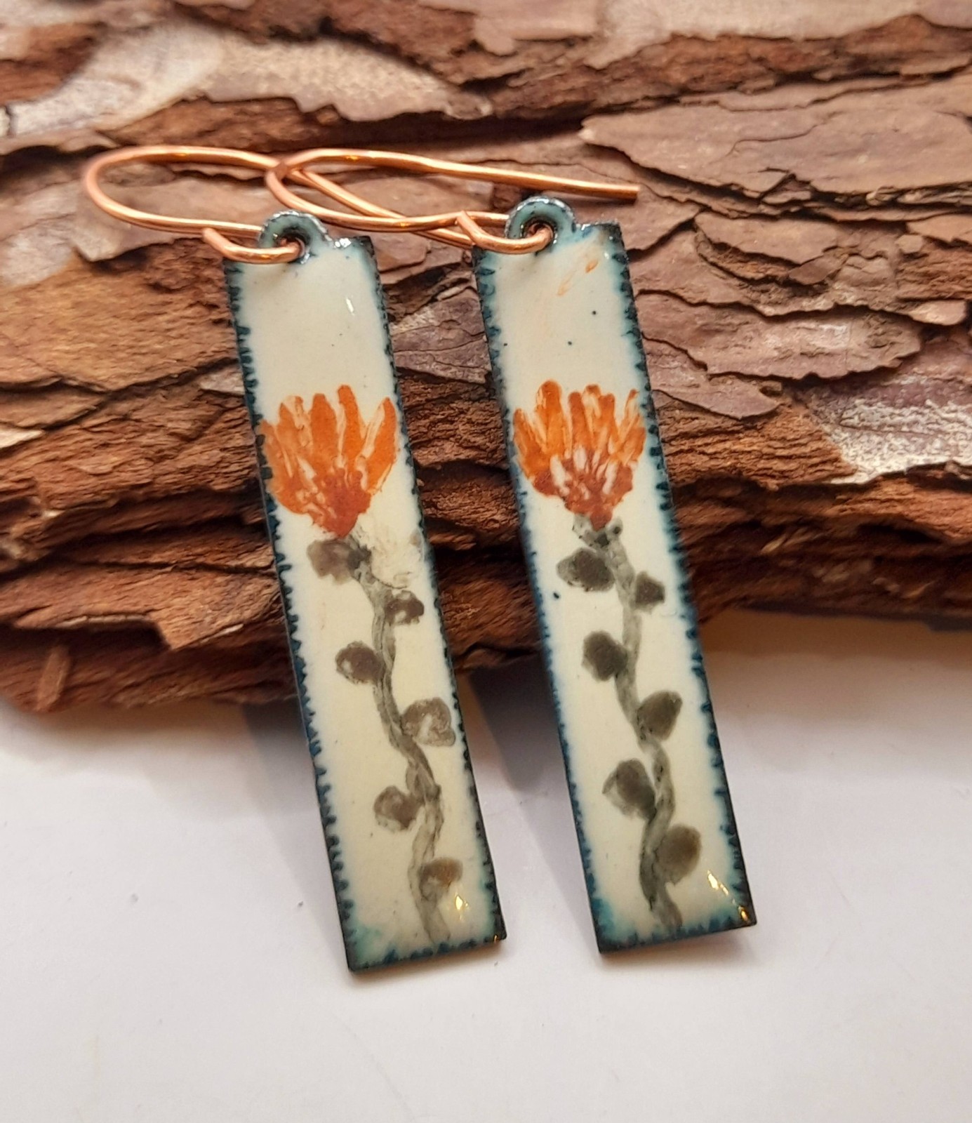 Unieke met de hand beschilderde emaille oorbellen