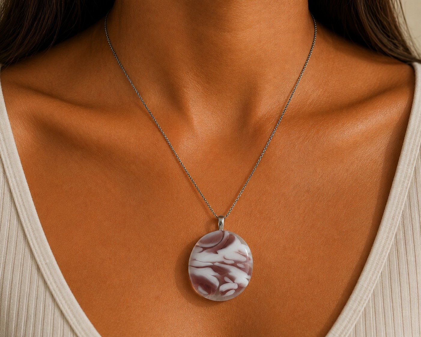 Rozenzwaai - RVS ketting met uniek glas hanger - 146846 Rozenzwaai - RVS ketting met uniek glas hanger