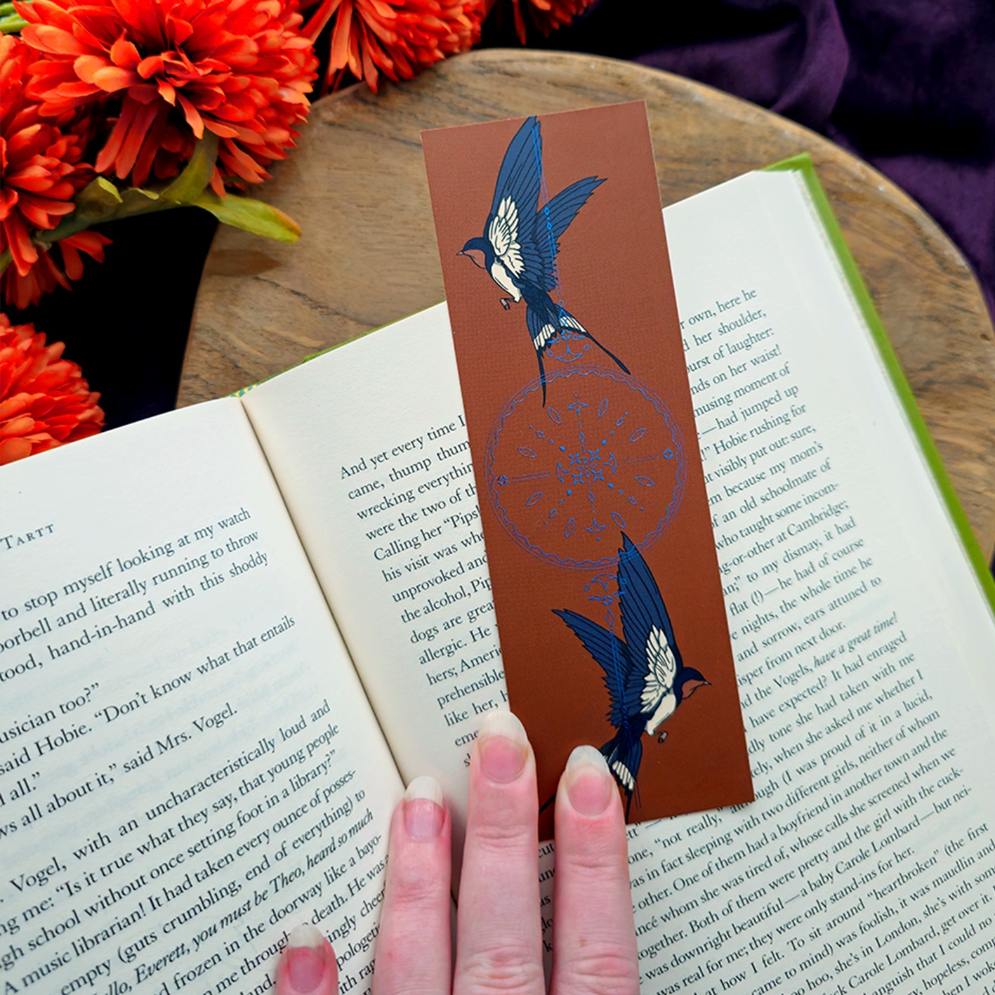 Zwaluwen - boekenlegger met blauwfolie