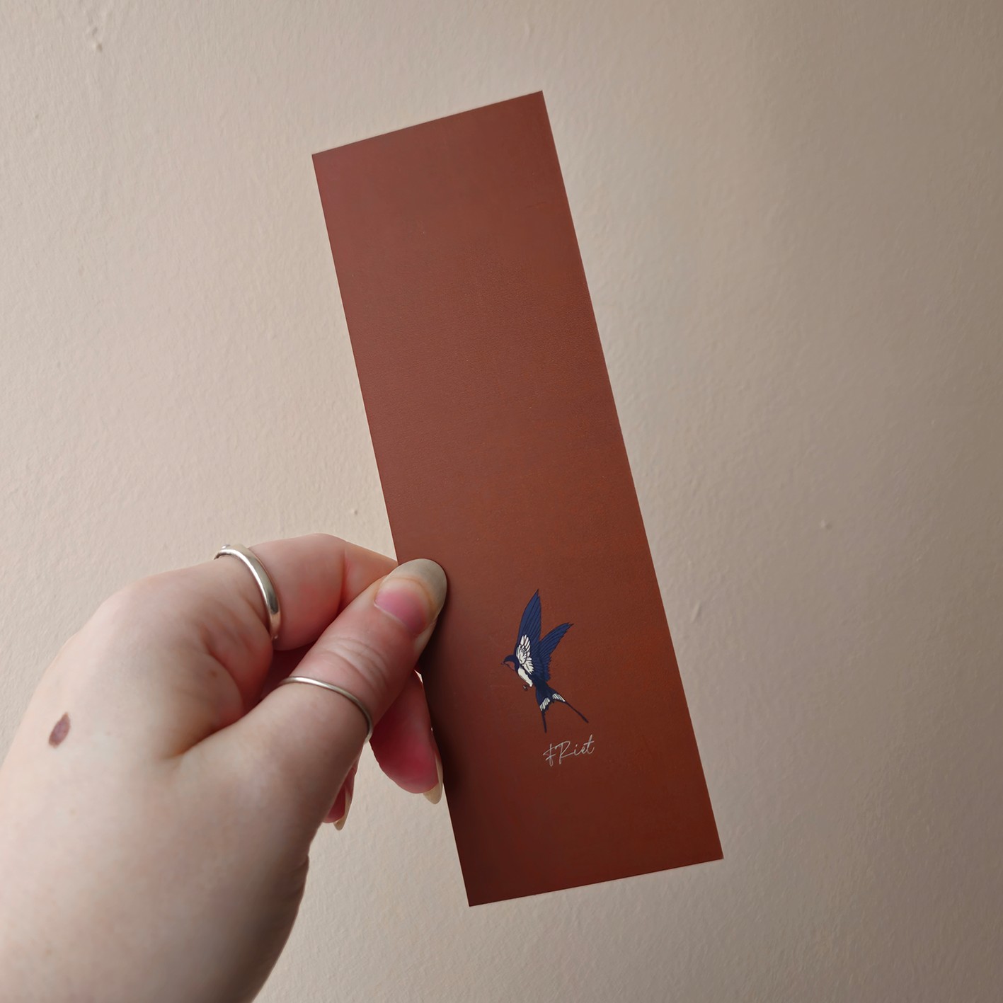 Zwaluwen - boekenlegger met blauwfolie