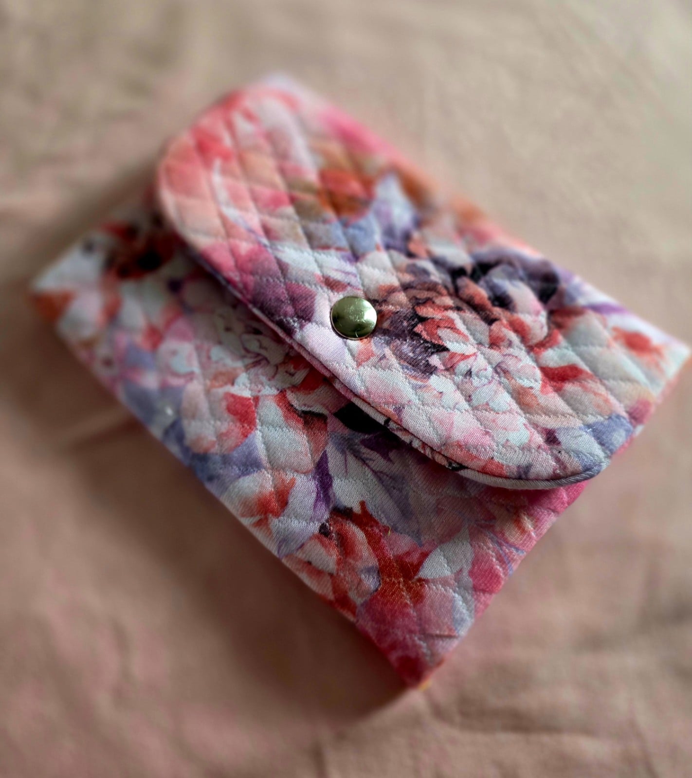 Blossom Quilt Clutch – Handmade Floral Pouch