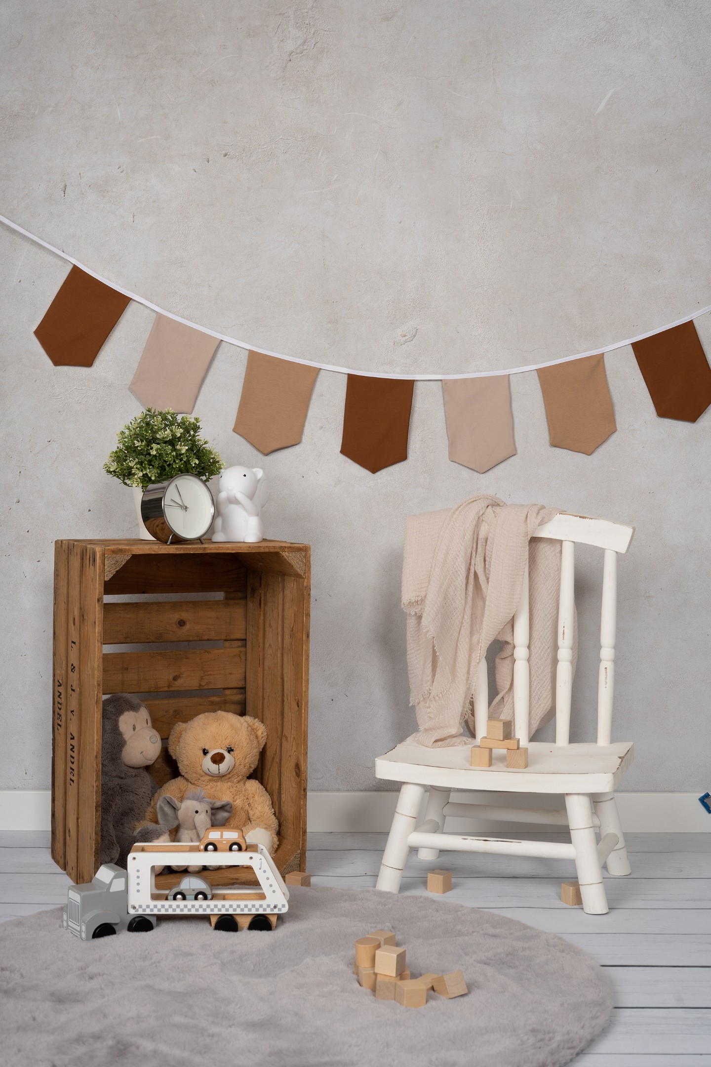 Vlaggenlijn Vintage Brown | Bruin / Beige / Neutraal / Aarde tinten slinger met wimpel vlaggetjes gemaakt van stof