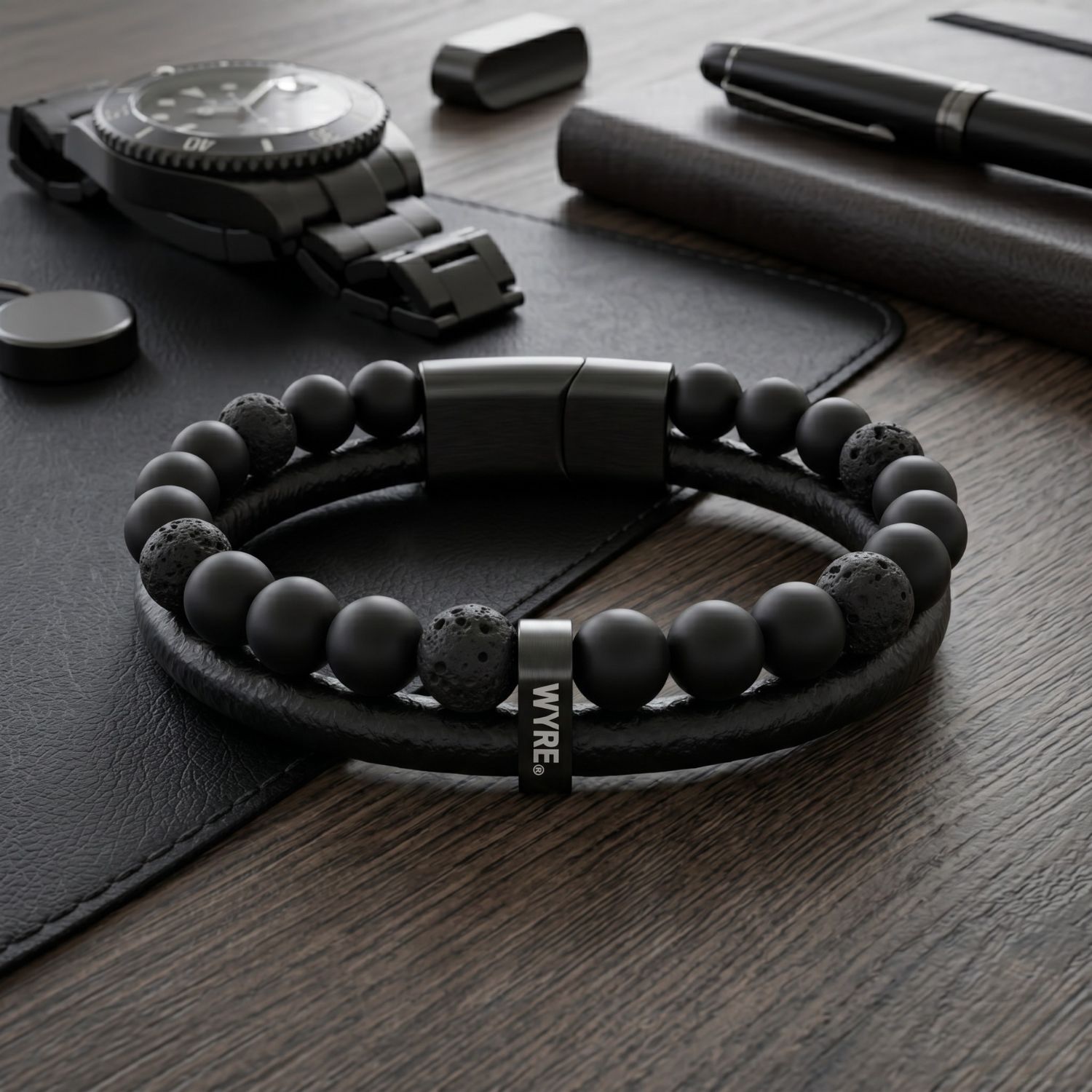 Wyre. | armband | Black Stone
