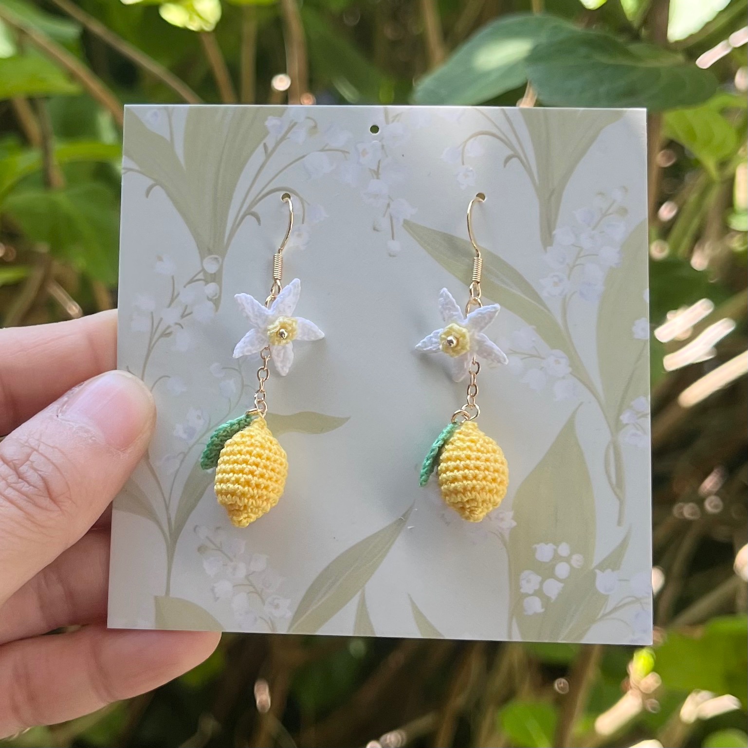 Gehaakte Citroen Oorbellen – Handgemaakte Fruit Hangers - 84637 Gehaakte Citroen Oorbellen – Handgemaakte Fruit Hangers