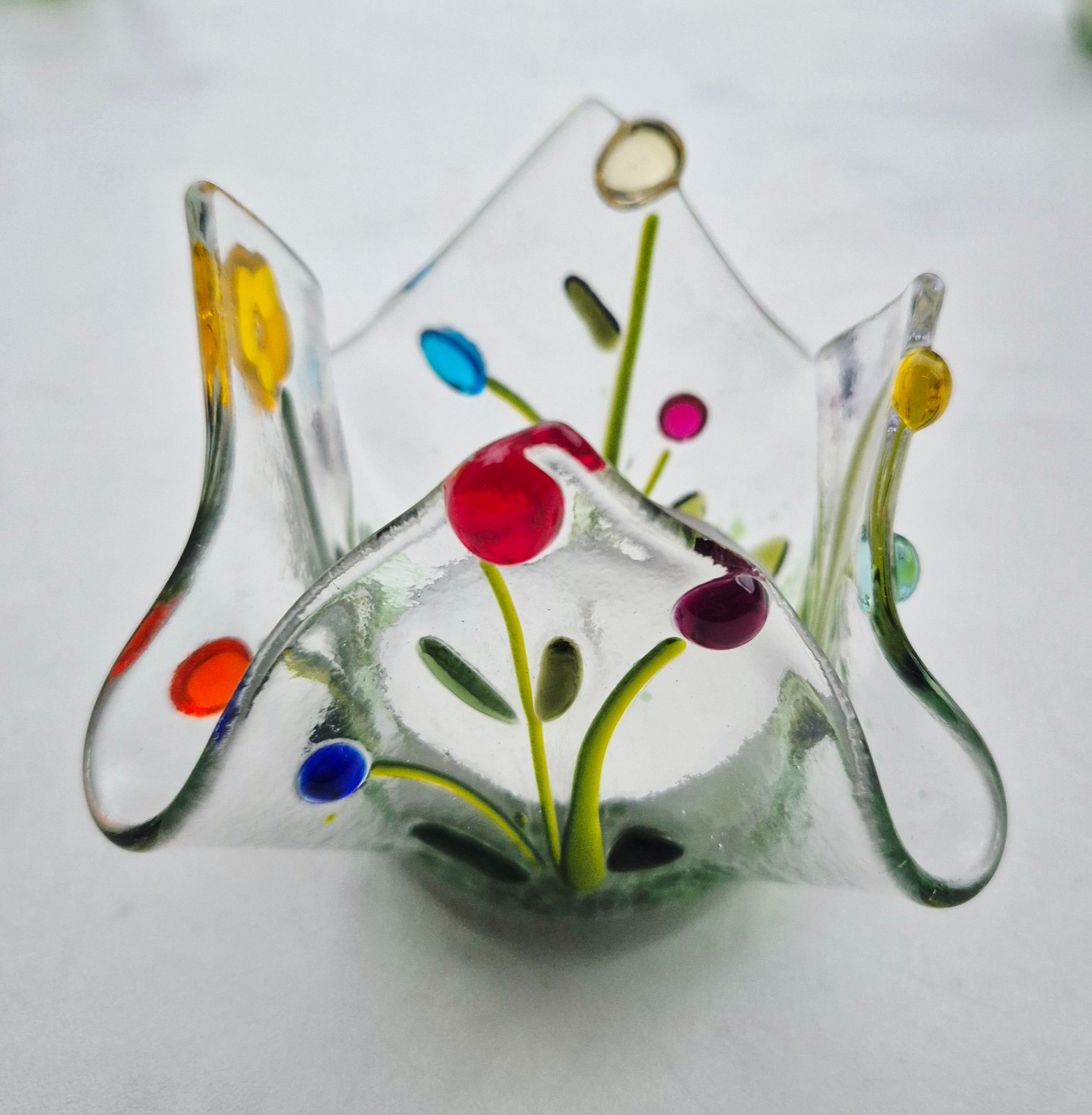 Kleurrijke kaarshouder, handgemaakt glasobject voor groot waxinelicht