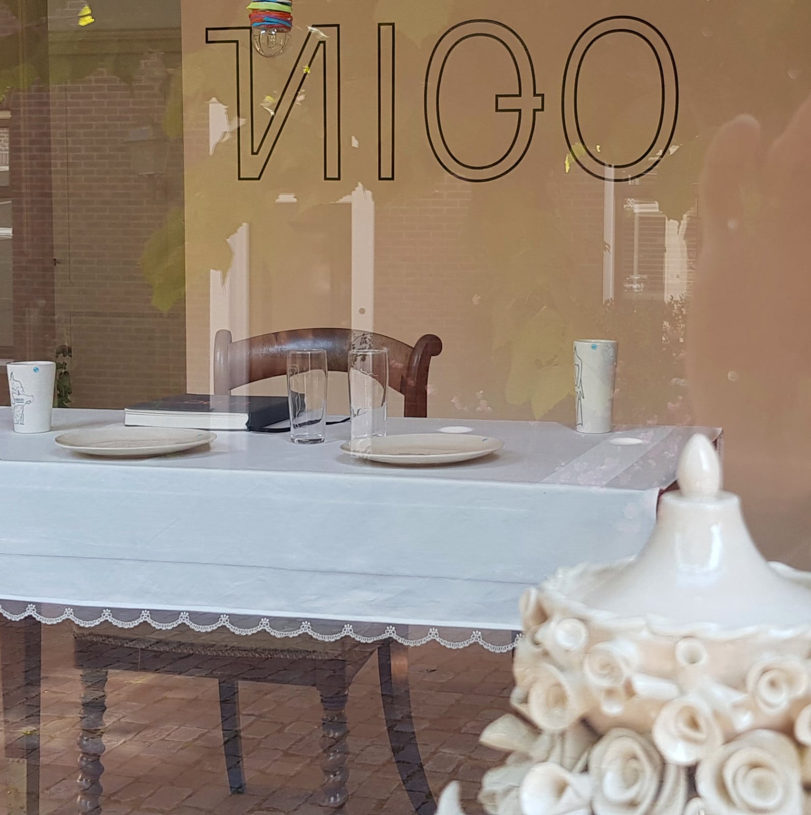 Handgemaakte schaal keramiek (open), gesigneerd en genummerd(Ø 40 cm… - 109168 Handgemaakte schaal keramiek (open), gesigneerd en genummerd(Ø 40 cm) Nicolaas Maathuis (NIC-O)