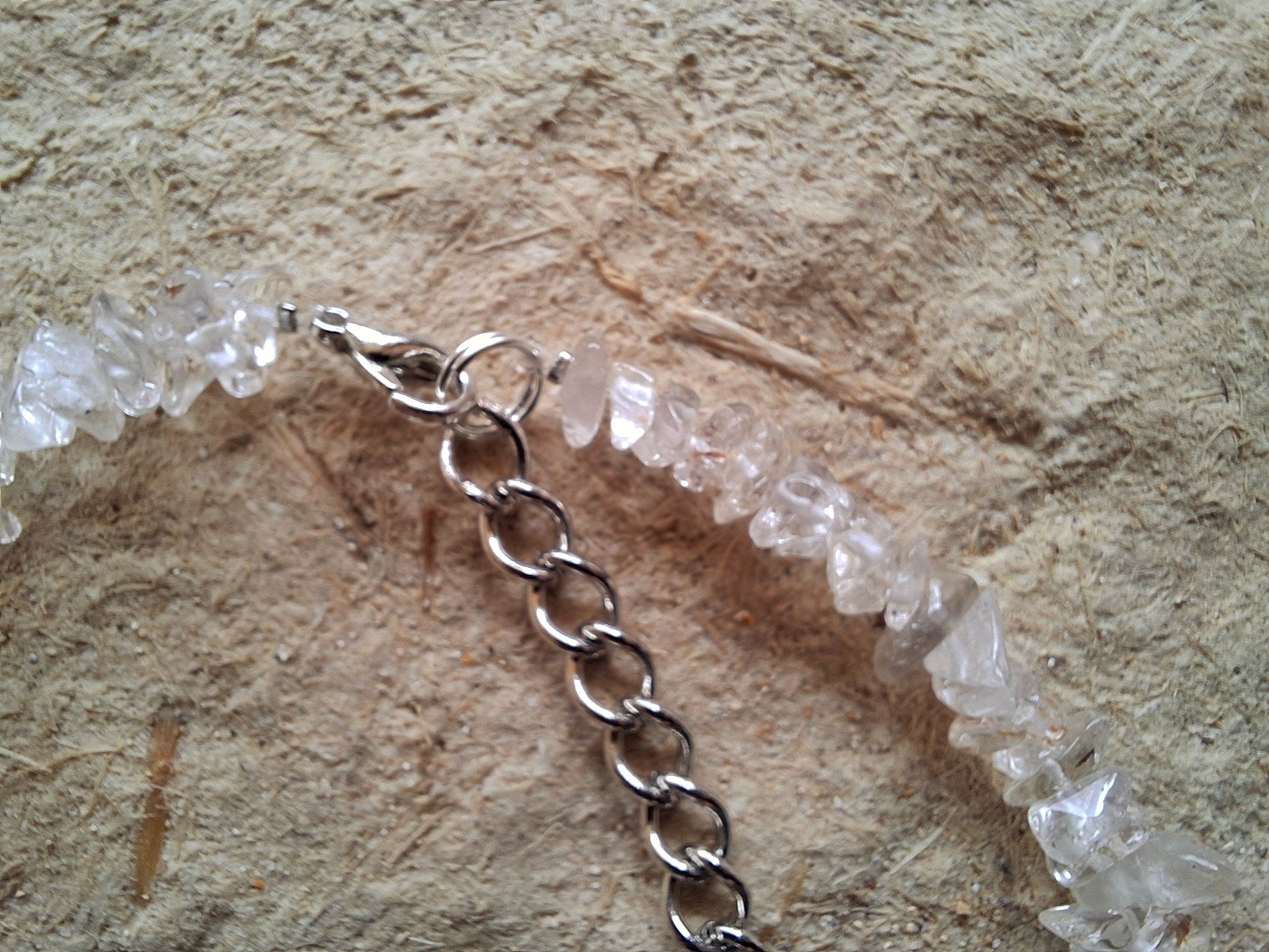 Ketting met papieren hanger, Madonna van Rafaël. - 101780 Ketting met papieren hanger, Madonna van Rafaël.