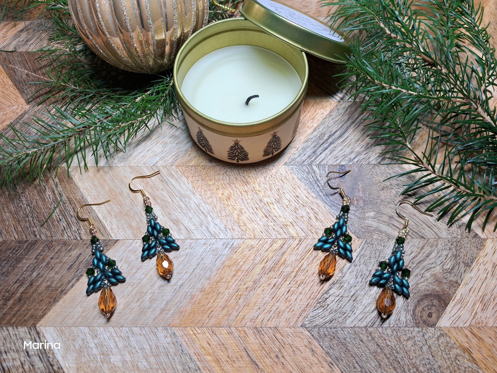 Kerstboom Oorbellen – Dennengroen met Kristallen Druppel