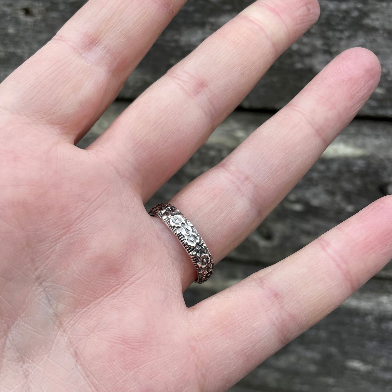 Zilveren bloemen ring 925 – handgemaakte gegraveerde vintage ring 5… - 122543 Zilveren bloemen ring 925 – handgemaakte gegraveerde vintage ring 5 mm