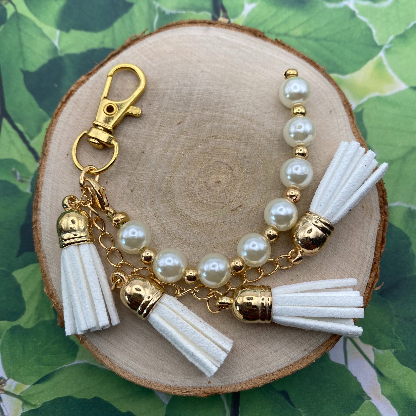 Handgemaakte bag charm met kralen en kwastjes - HG90080