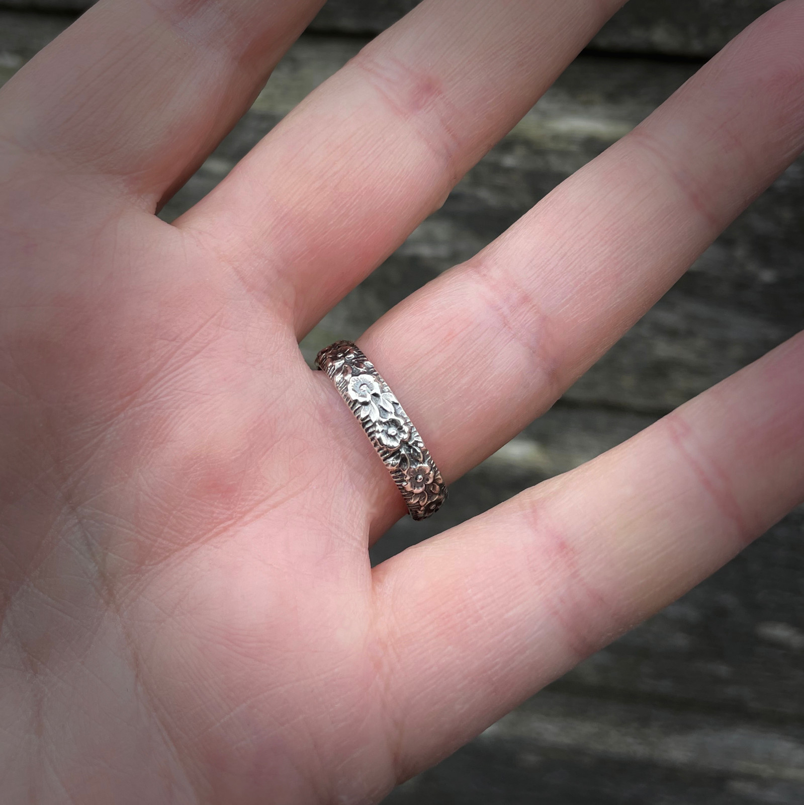 Zilveren bloemen ring 925 – handgemaakte gegraveerde vintage ring 5… - 122539 Zilveren bloemen ring 925 – handgemaakte gegraveerde vintage ring 5 mm