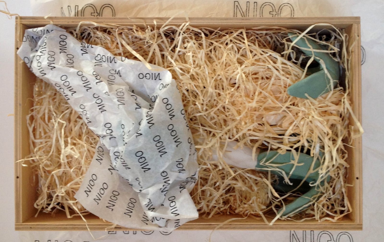 Moderne kerststal keramiek. Genummerd en gesigneerd. Nicolaas Maathui… - 109079 Moderne kerststal keramiek. Genummerd en gesigneerd. Nicolaas Maathuis (NIC-O)