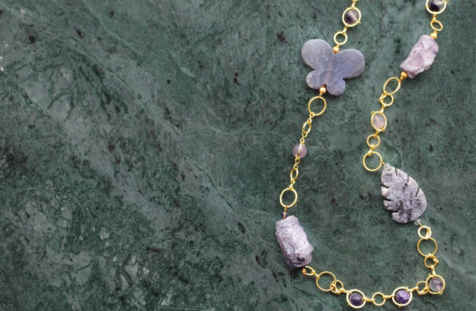 Lange ketting met agaat en amethist