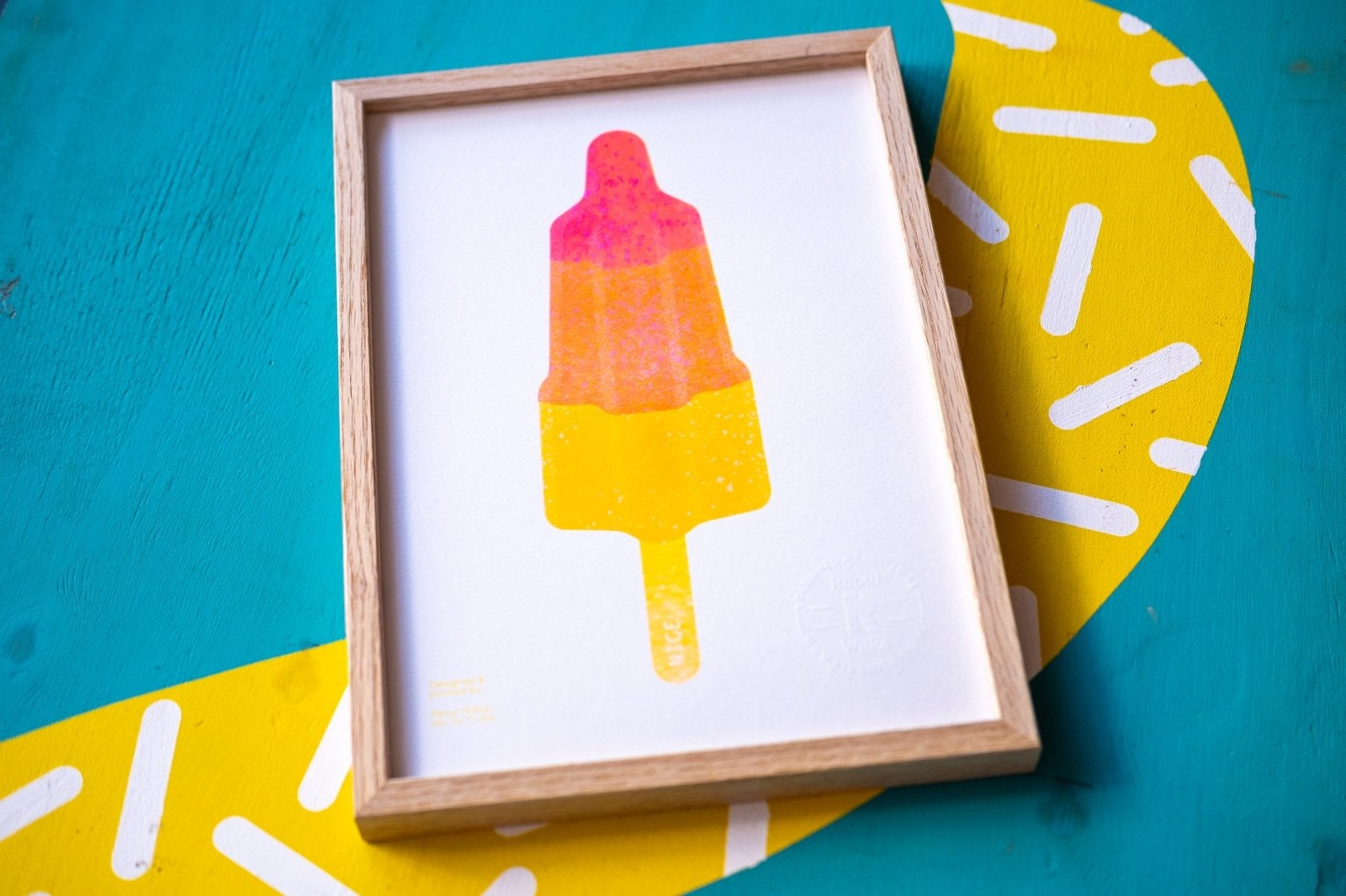 Raketje - A4 riso art print - 100531 Raket ijsje Risoprint geel