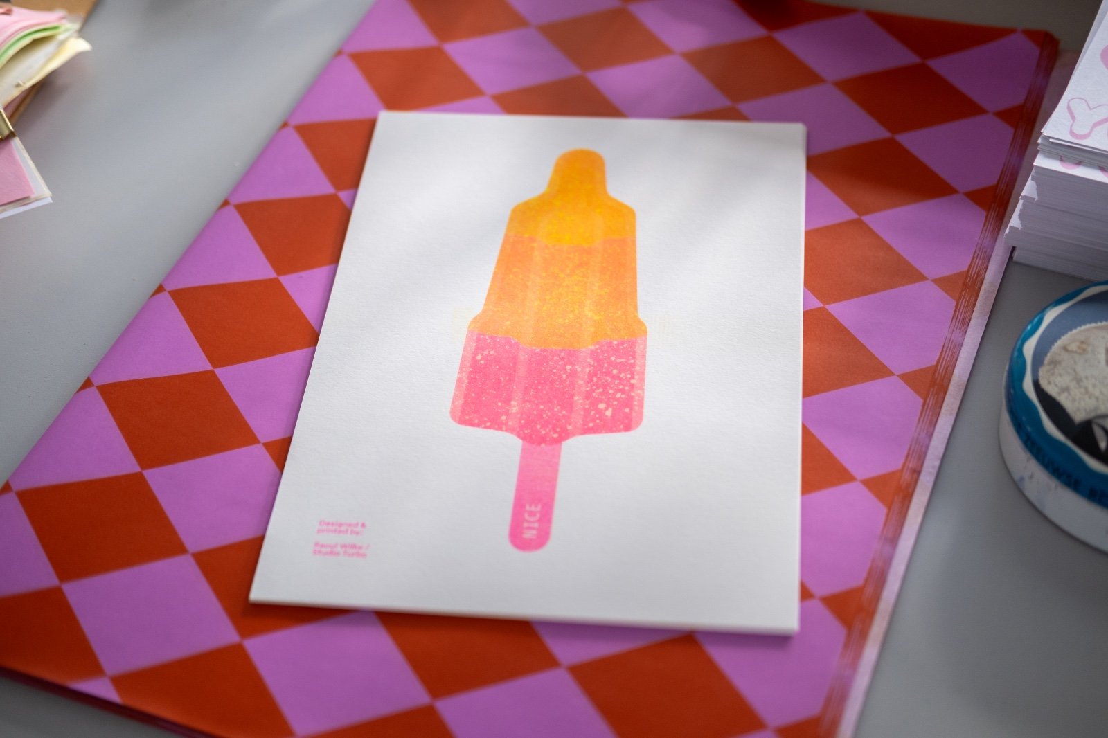 Raketje Riso Roze - 100599 Raket ijsje Risoprint neon roze