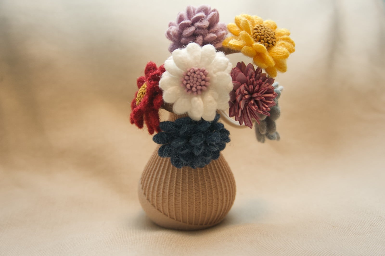 Cadeauset elastieken bloemen in 3D vaas