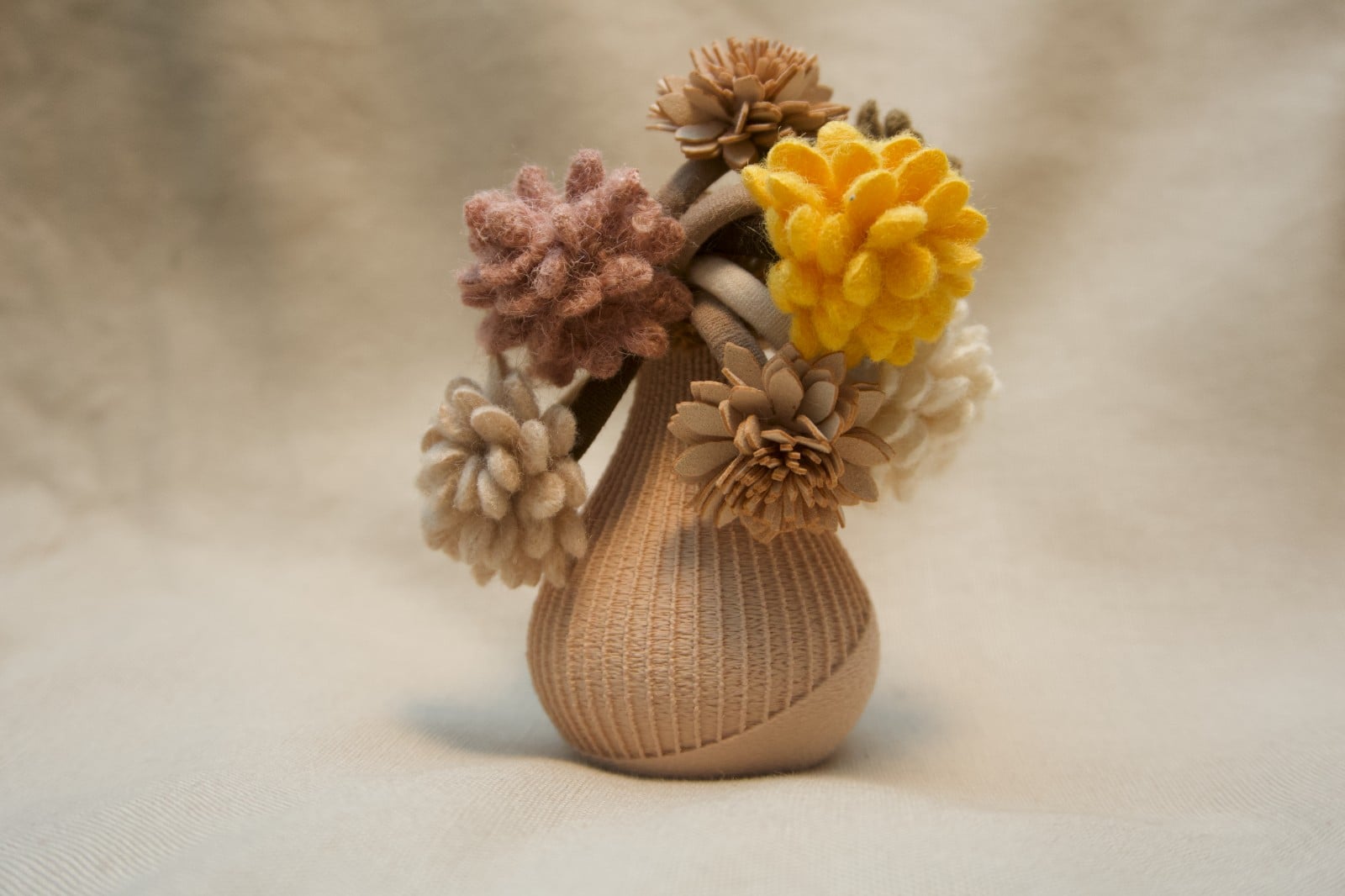 Cadeauset elastieken bloemen in 3D vaas