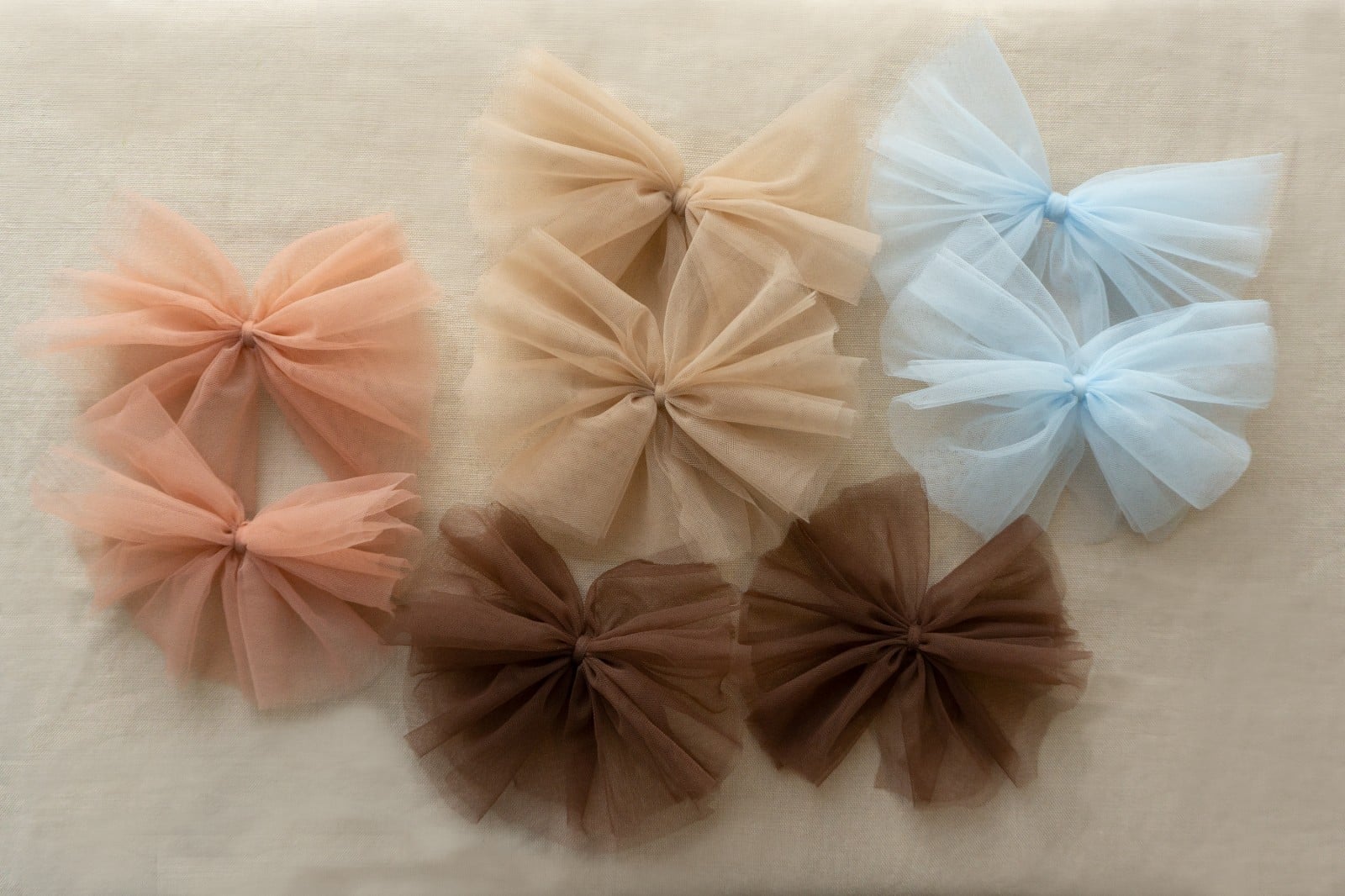 Haarclip tule strik op alligatorclip (sierlijk, feestelijk, bruidsmeisje)