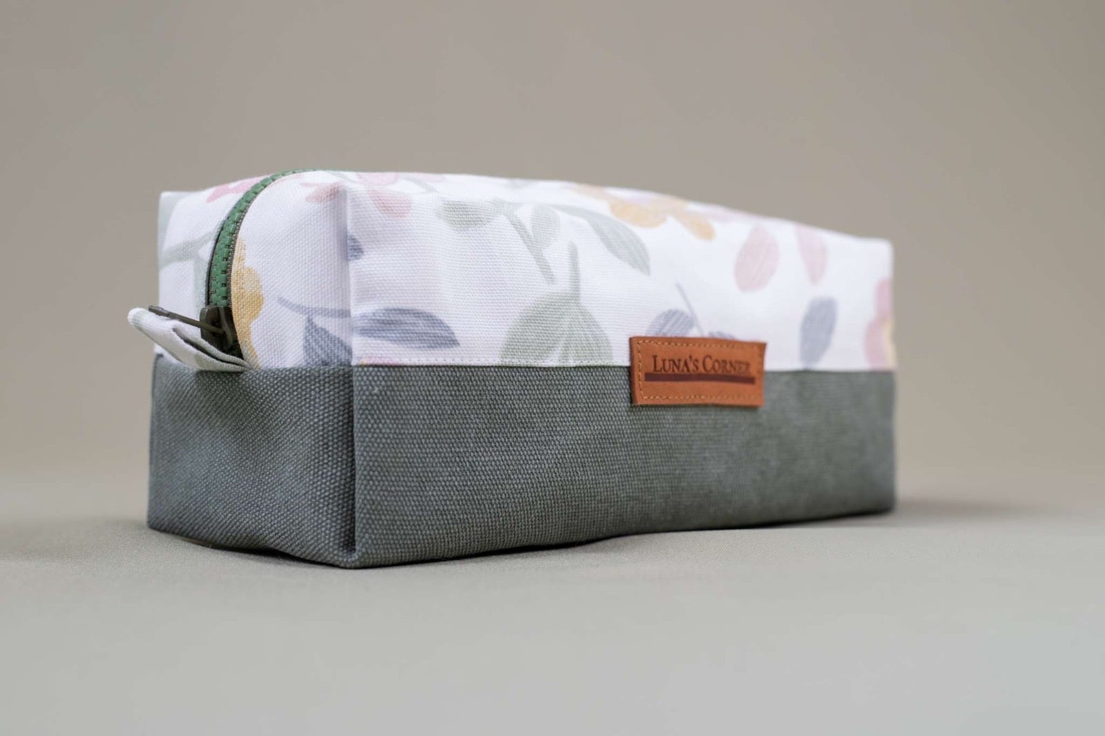 Duurzame toilettas van canvas - 143341 Duurzame toilettas van canvas