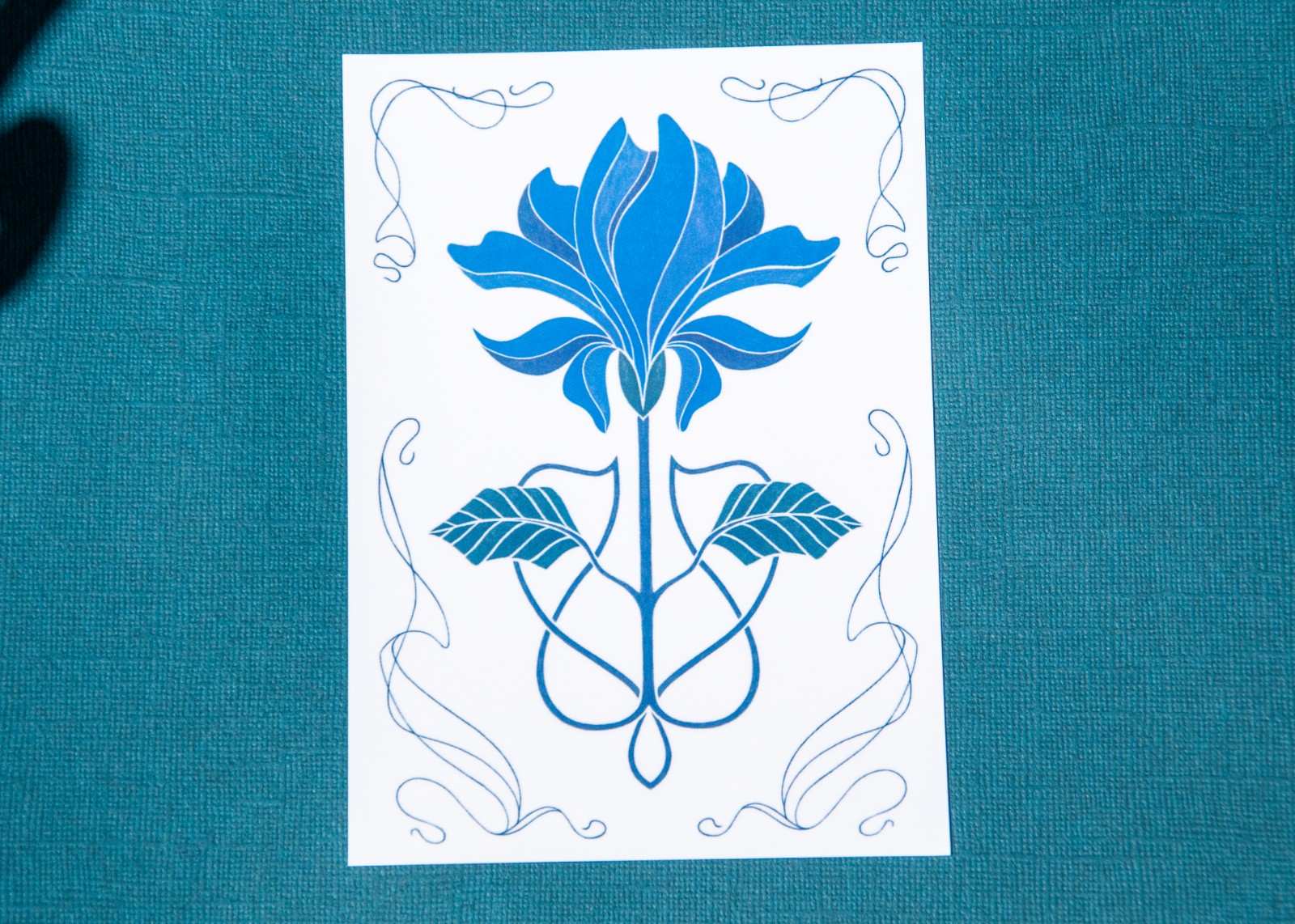Art Nouveau Flower A6 Kaart, Blauwe Bloem Tekening