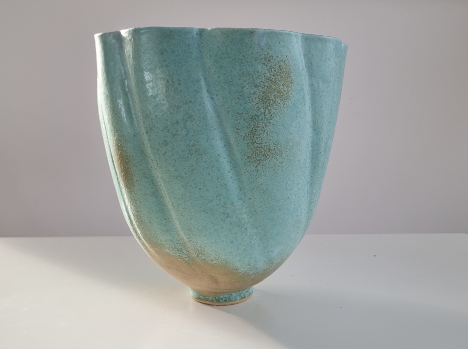 Heerlijke grote vaas, turquoise van kleur, handmade keramiek - 101148 Heerlijke grote vaas, turquoise van kleur, handmade keramiek