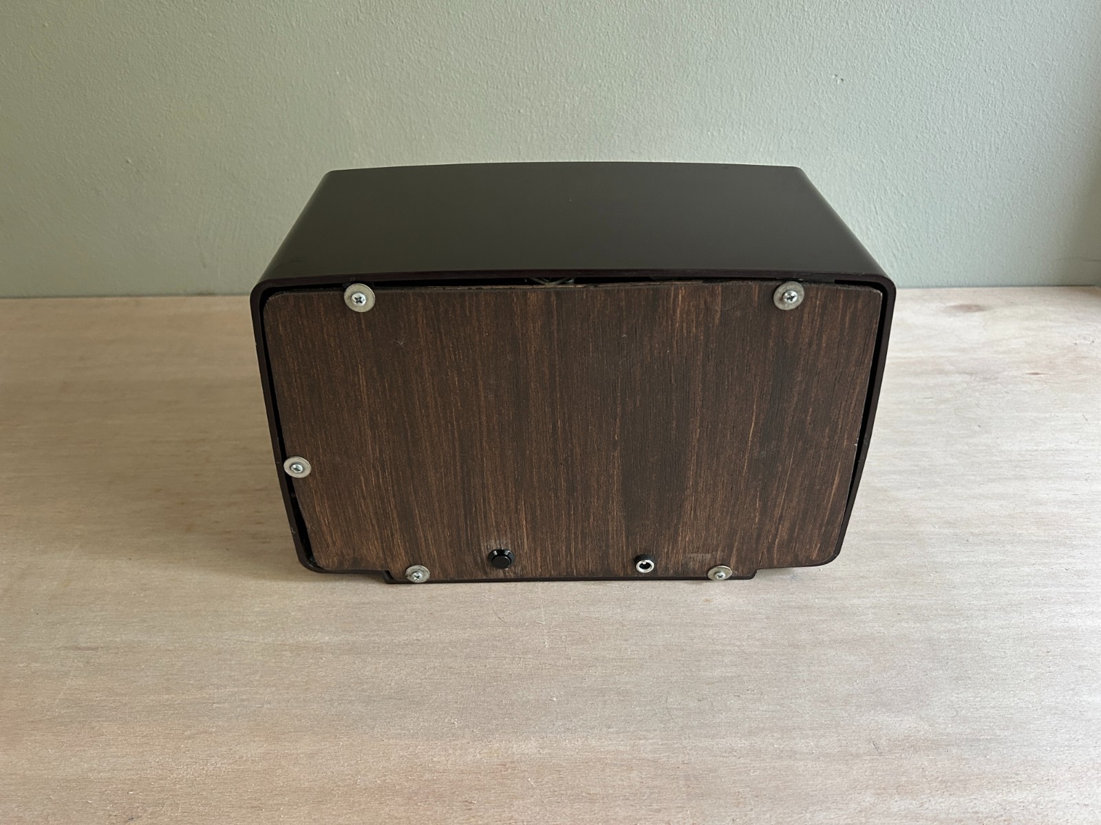 Vintage bluetooth radio Phillips uit 1956