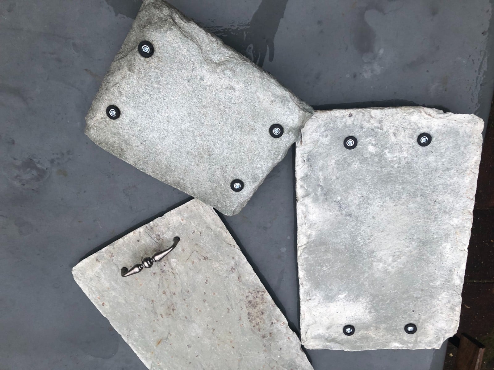 Borrelplanken van leisteen, klein met leuke handvaten