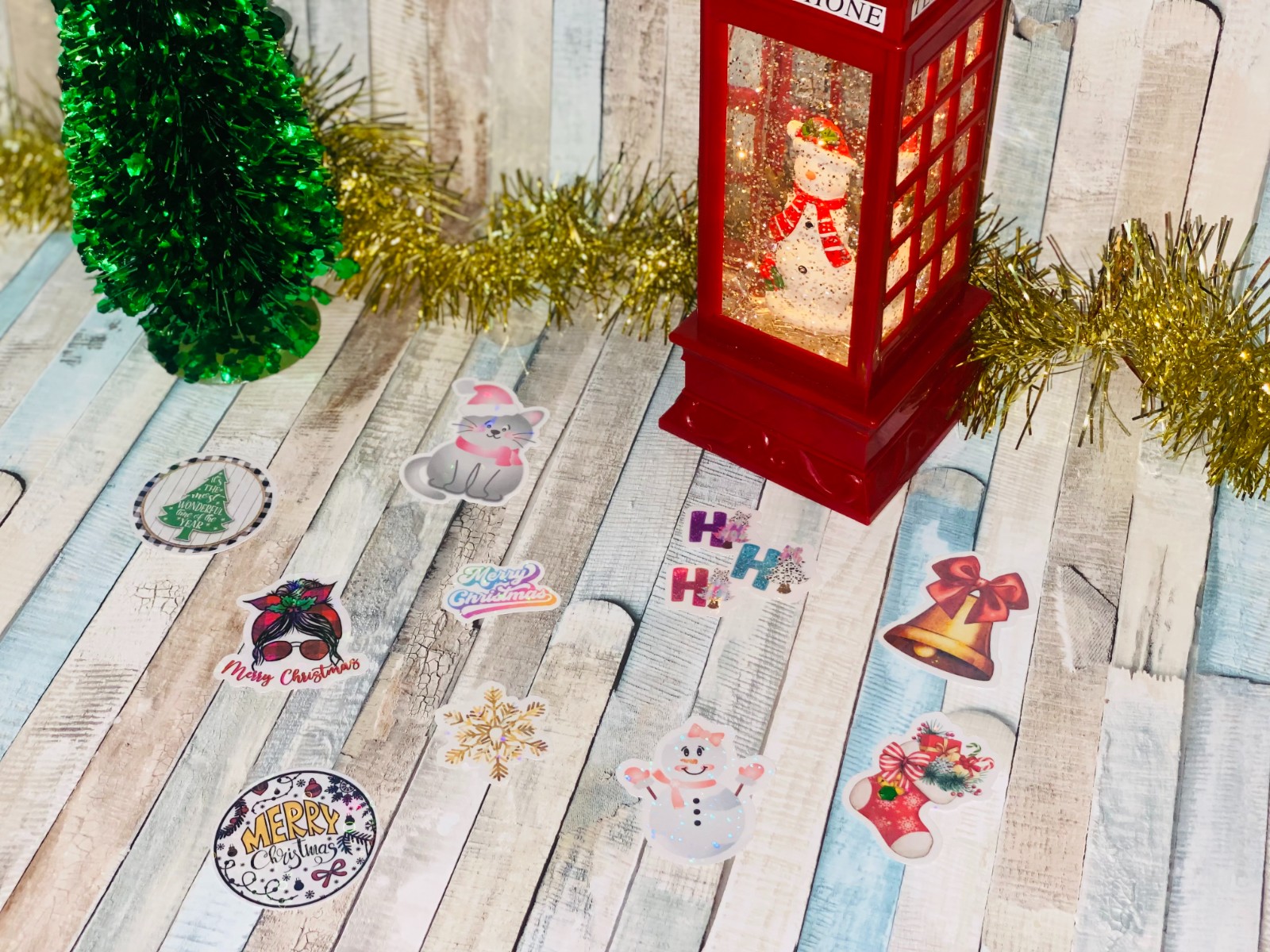 10 Holografische Kerst Stickers – Handgemaakt met Cricut