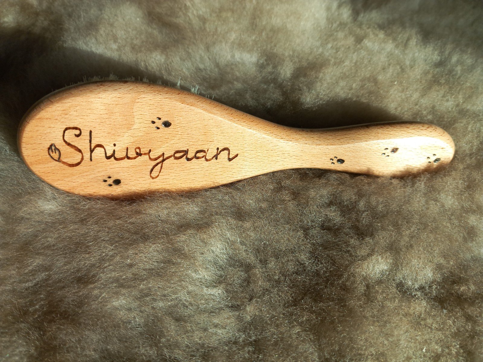 Gepersonaliseerde gebrand houten baby kam en borstel set