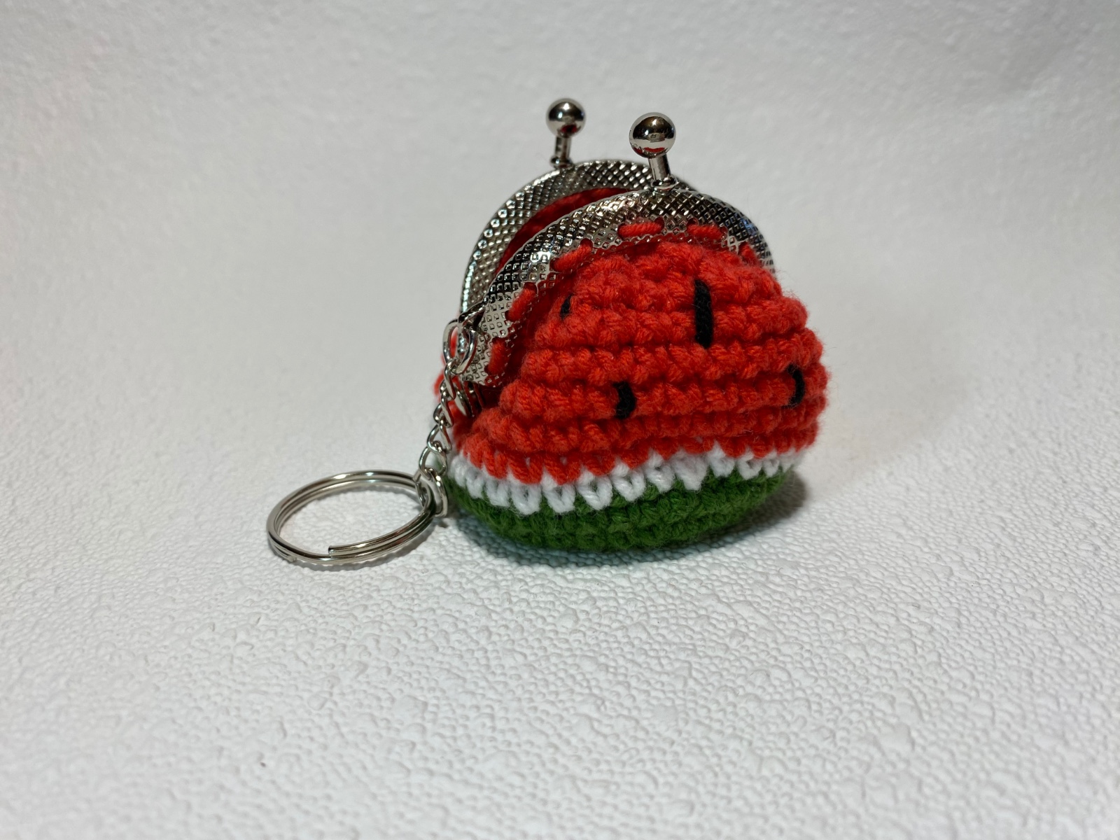 Handmade Watermelon Slice Mini Purse & Keychain - 103838 Handgemaakte Mini Portemonnee & Sleutelhanger in de Vorm van een Watermeloen
