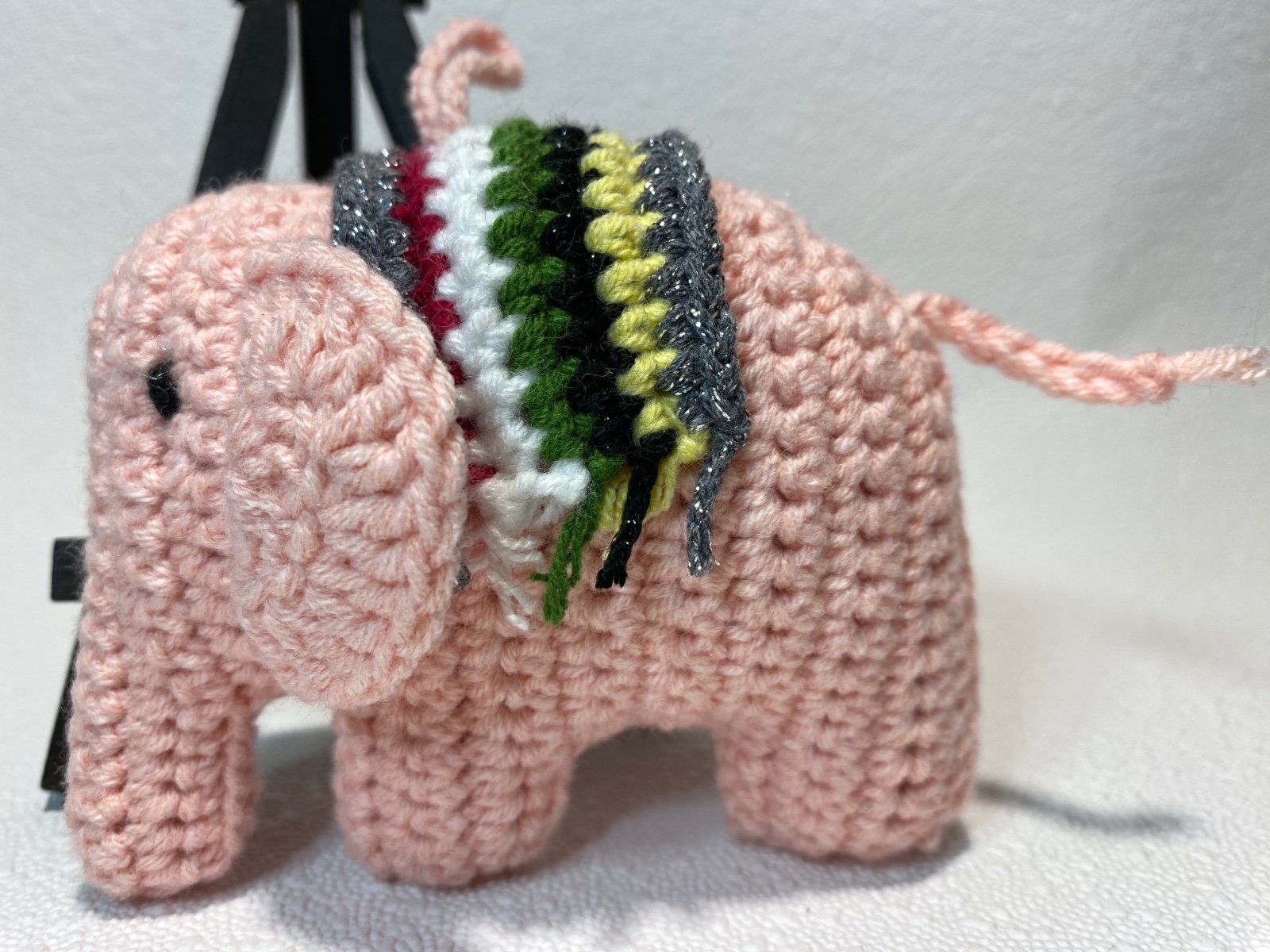 Mini Elephant β Lucky Charm, Keychain & Bag Accessory - 103844 Handgemaakte Gehaakte Mini Olifant β Geluksbrenger, Sleutelhanger & Tass Accessoire Sen