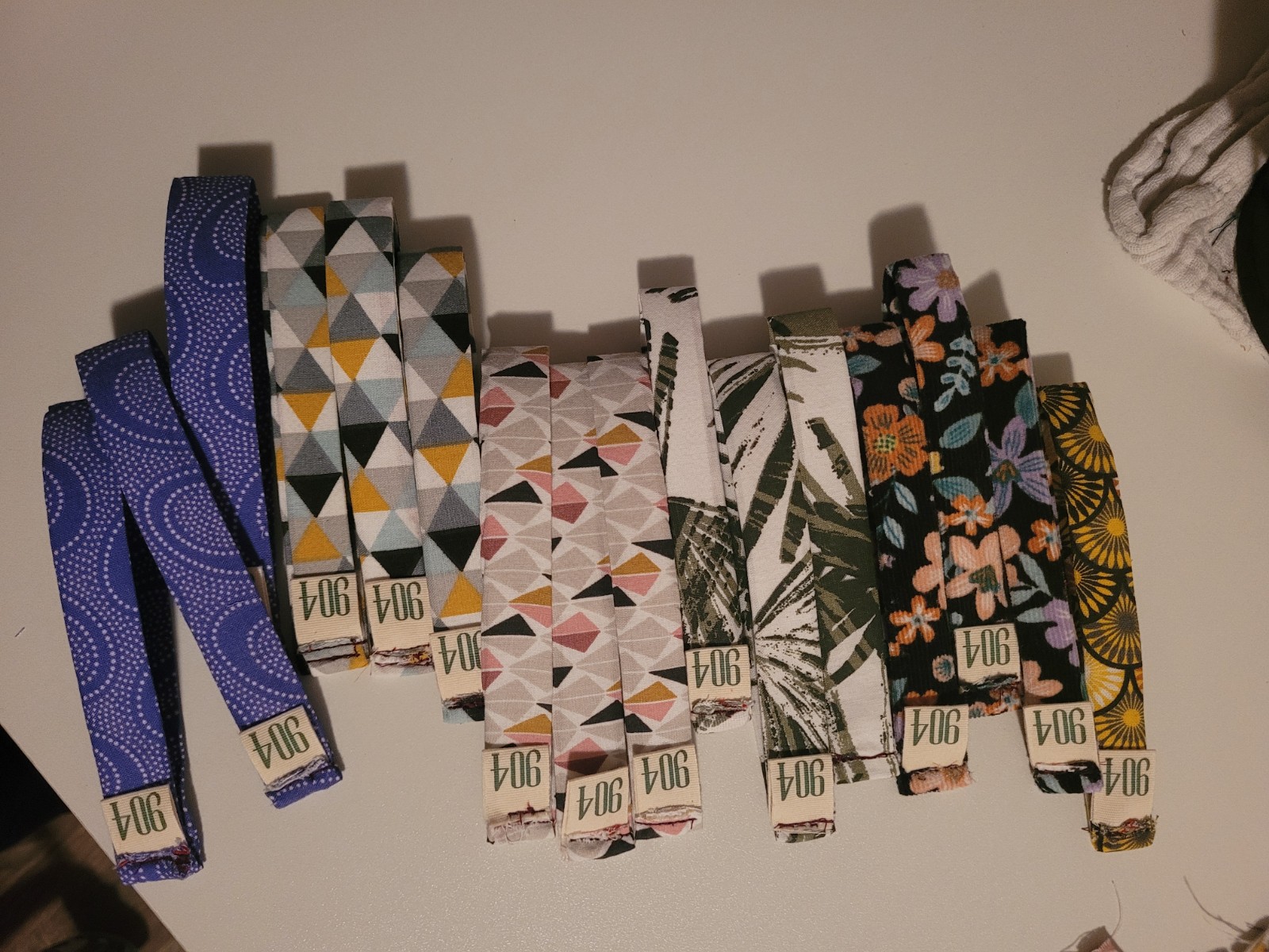 Sleutelhanger | polssleutelhanger | handgemaakt | print | groen, wit … - 117088 Sleutelhanger | polssleutelhanger | handgemaakt | print | groen, wit | Atelier 904