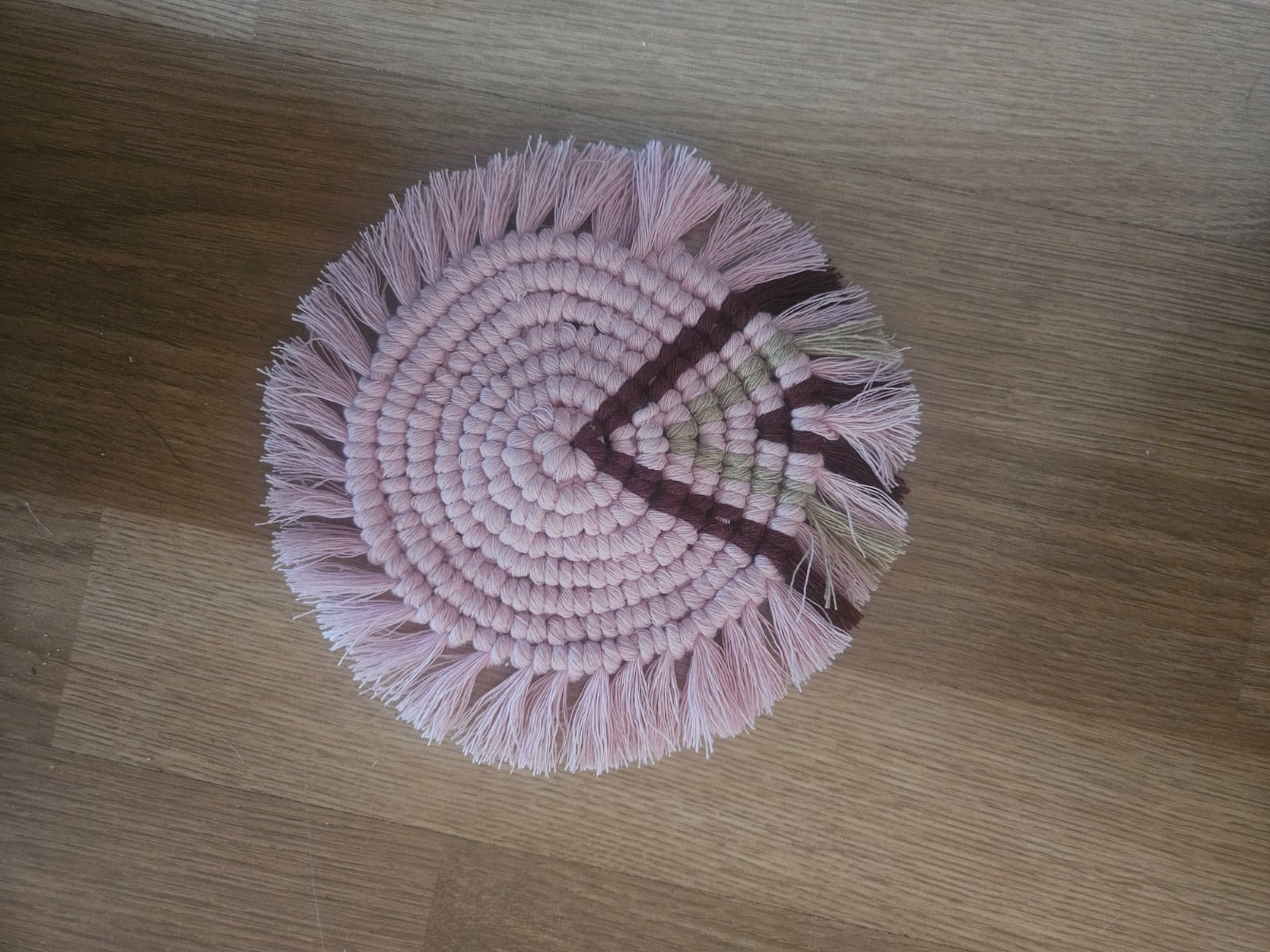 Macramé onderzetter roze