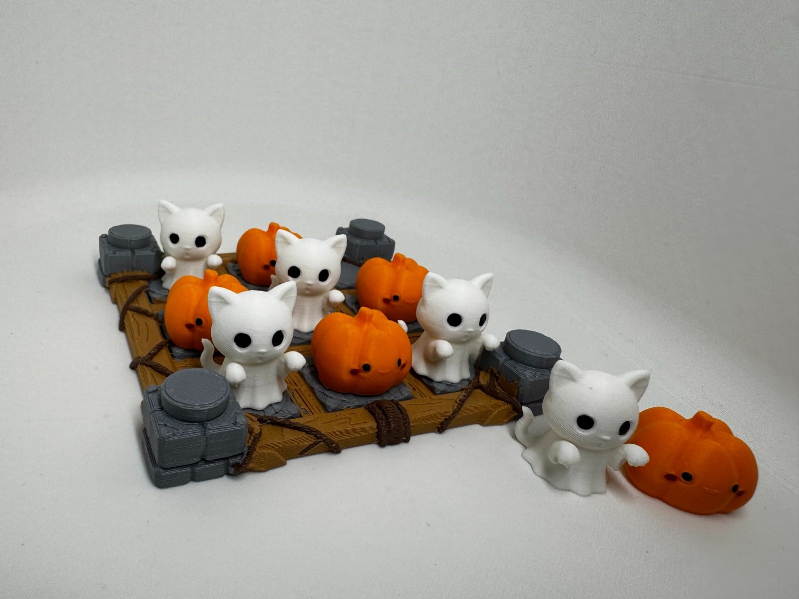 Spooky Boter Kaas en Eieren Spel – Pocket Bordspel met Katjes & Pom… - 127890 Handgemaakt Halloween Display Spel – Katjes & Pompoentjes