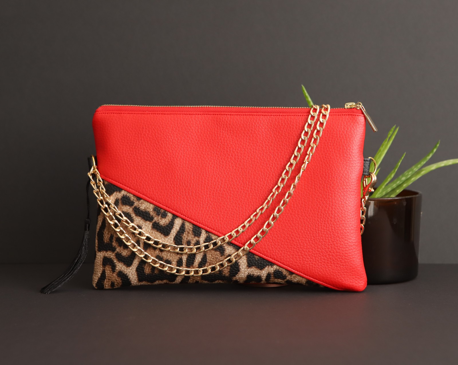 Clutch Cheetah Print - 46093.jpeg Clutch Cheetah Print