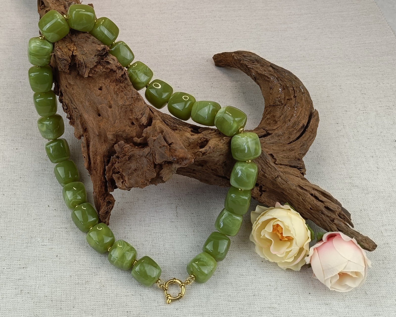 Statement ketting acryl voor dames