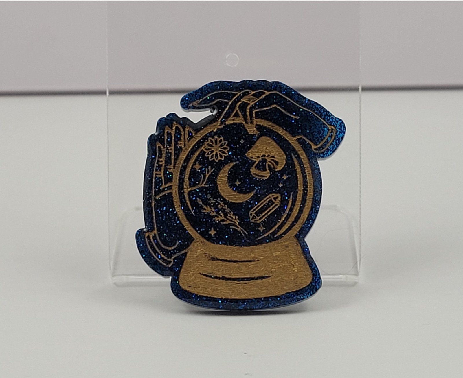 Waarzegster bos heks kristallen bal magneet