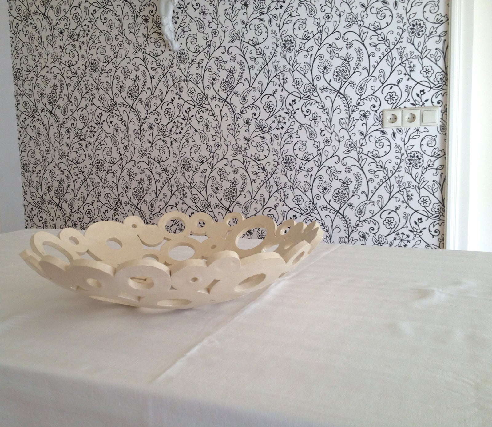 Handgemaakte schaal keramiek, gesigneerd en genummerd(Ø 40 cm) Nicol… - 109108 Handgemaakte schaal keramiek, gesigneerd en genummerd(Ø 40 cm) Nicolaas Maathuis (NIC-O)