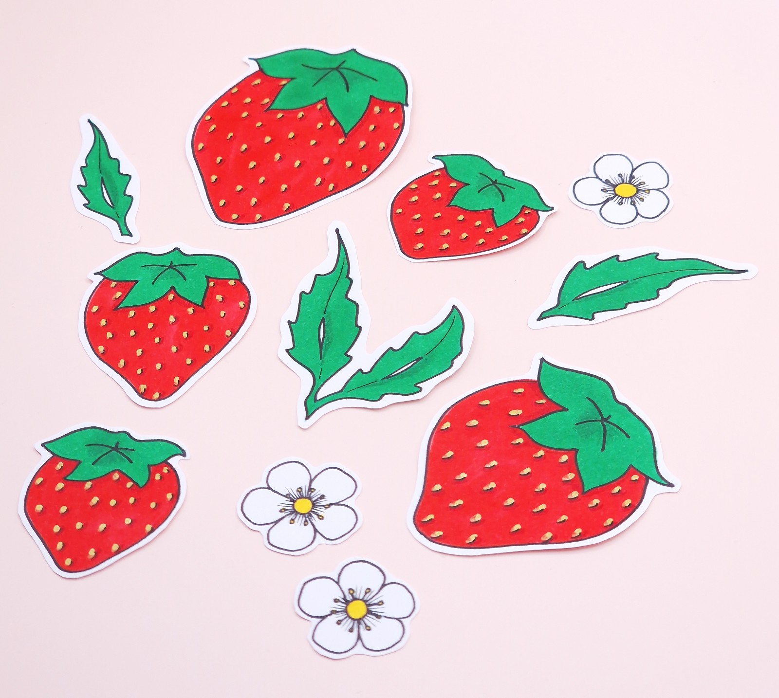 Hand getekende Sticker set, Aardbeien, Blaadjes en Bloemen, Groen Rood