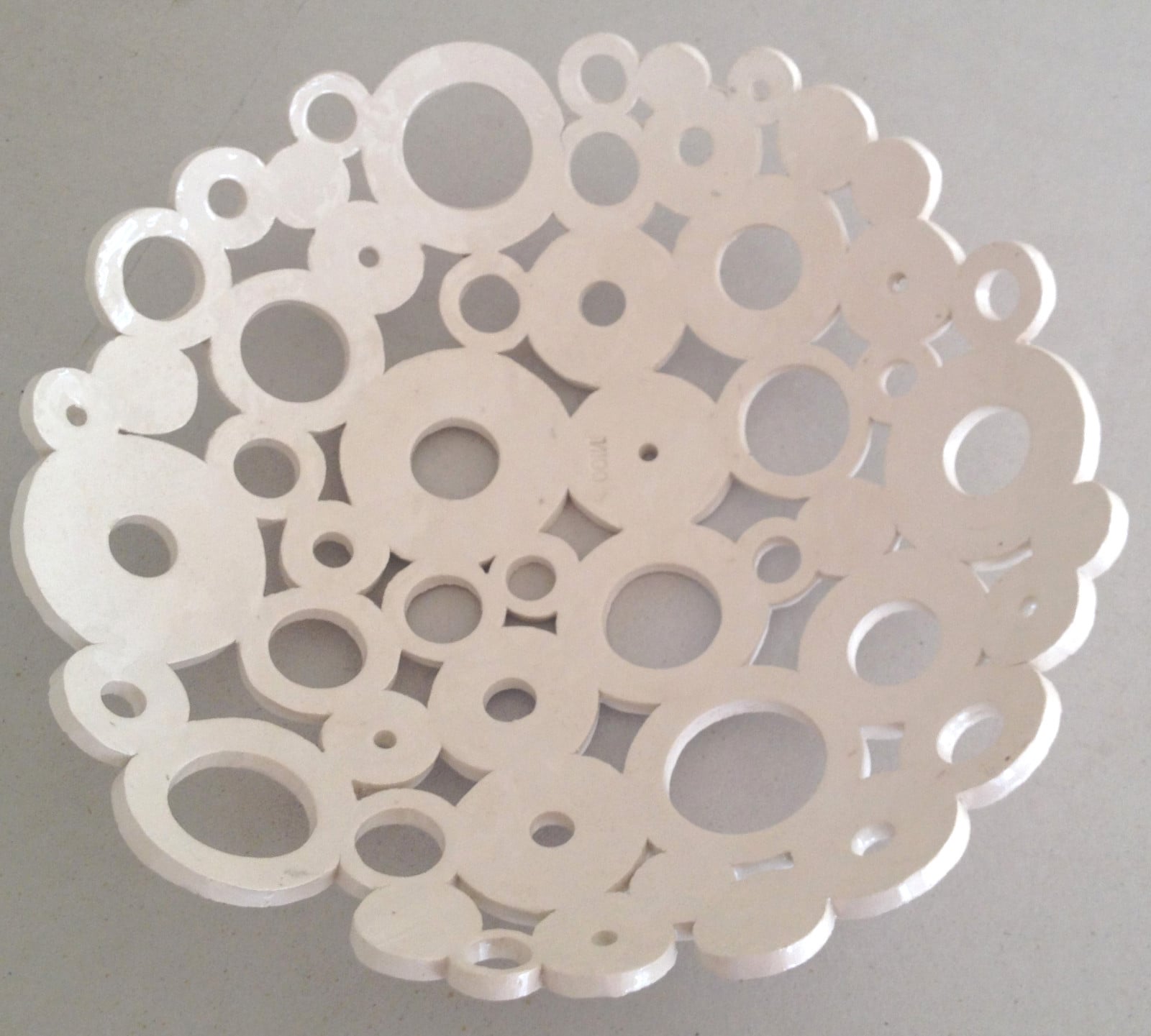 Handgemaakte schaal keramiek, gesigneerd en genummerd(Ø 40 cm) Nicol… - 109102 Handgemaakte schaal keramiek, gesigneerd en genummerd(Ø 40 cm) Nicolaas Maathuis (NIC-O)