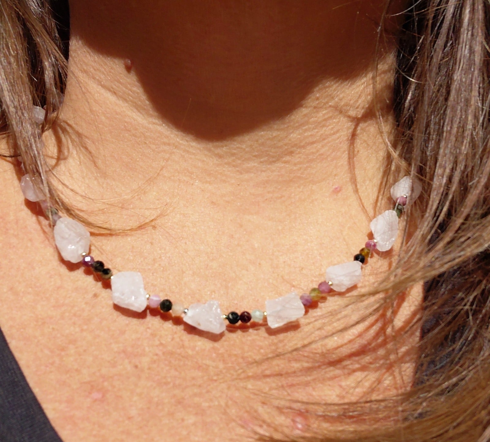 Rosegarden: ketting met ruwe rozekwarts en Indiase agaat - 146396 Rosegarden: ketting met ruwe rozekwarts en Indiase agaat