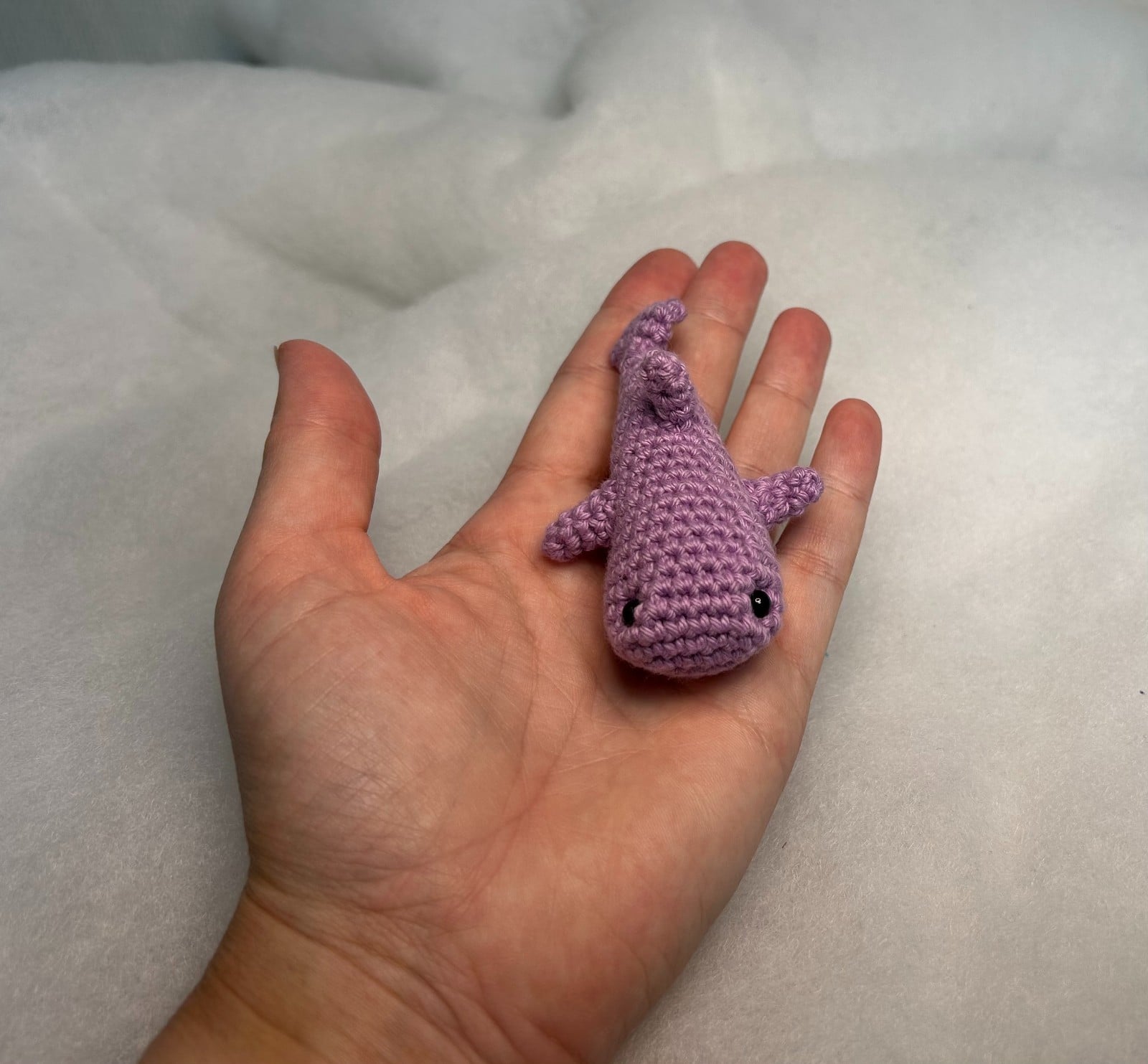 Gehaakte mini-walvishaai – handgemaakt klein knuffeltje van katoen