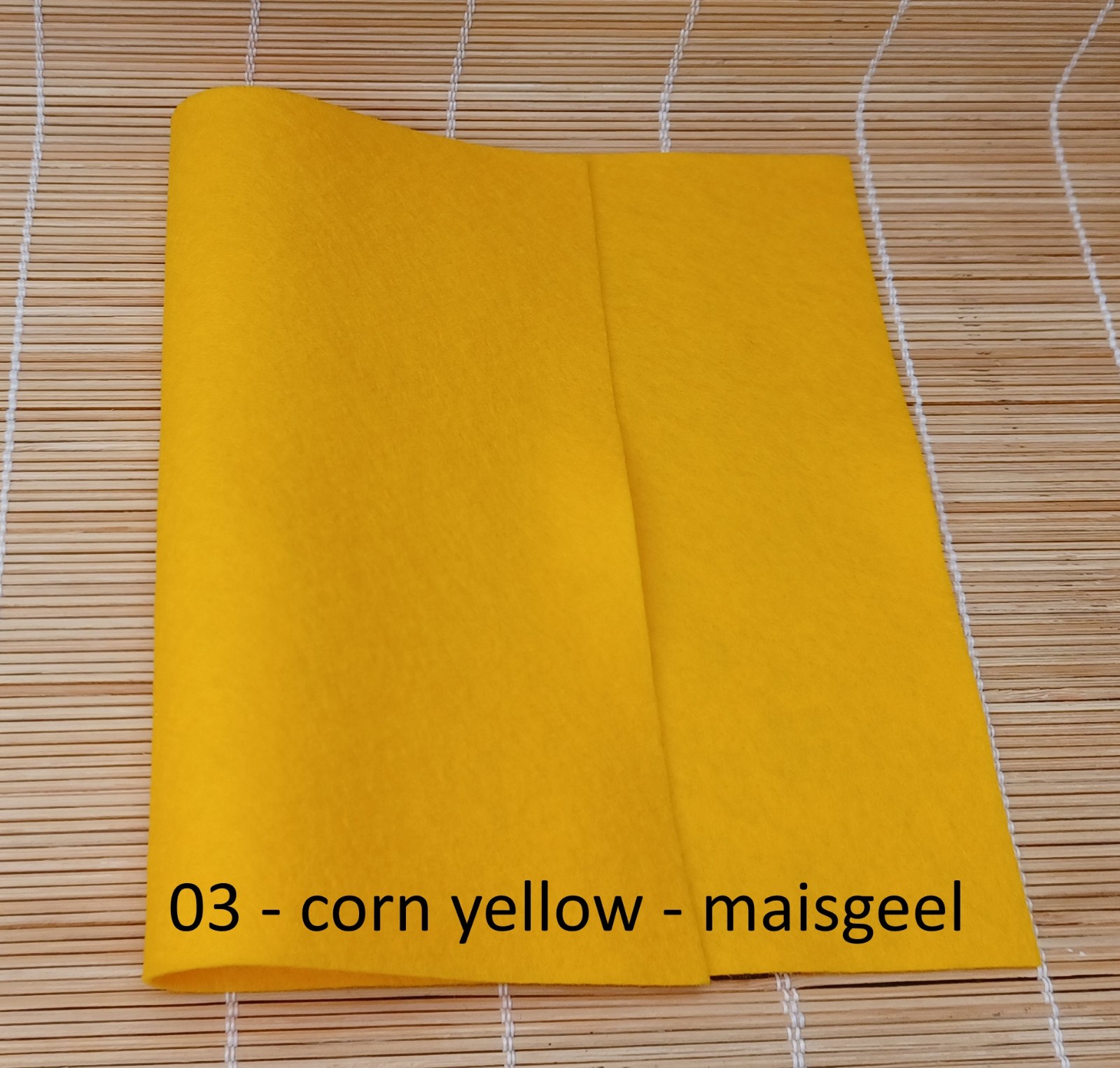 Wollen vilt set Herfstkleuren - 144050 Set van 8 lapjes wollen vilt in Herfstkleuren