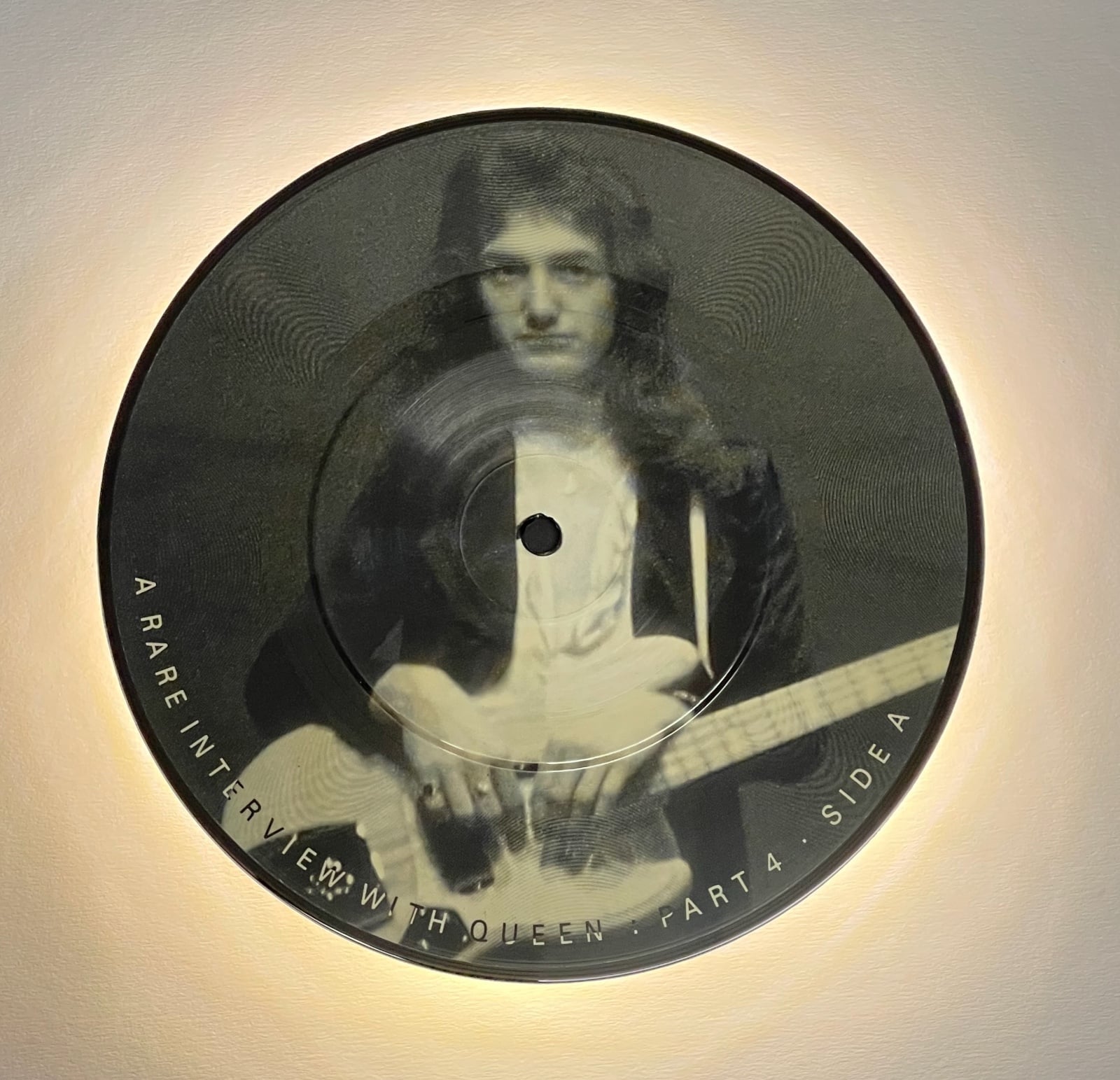 Queen picture disc wandlamp met sfeervolle verlichting - 146337 Wandlamp met Queen picture disc