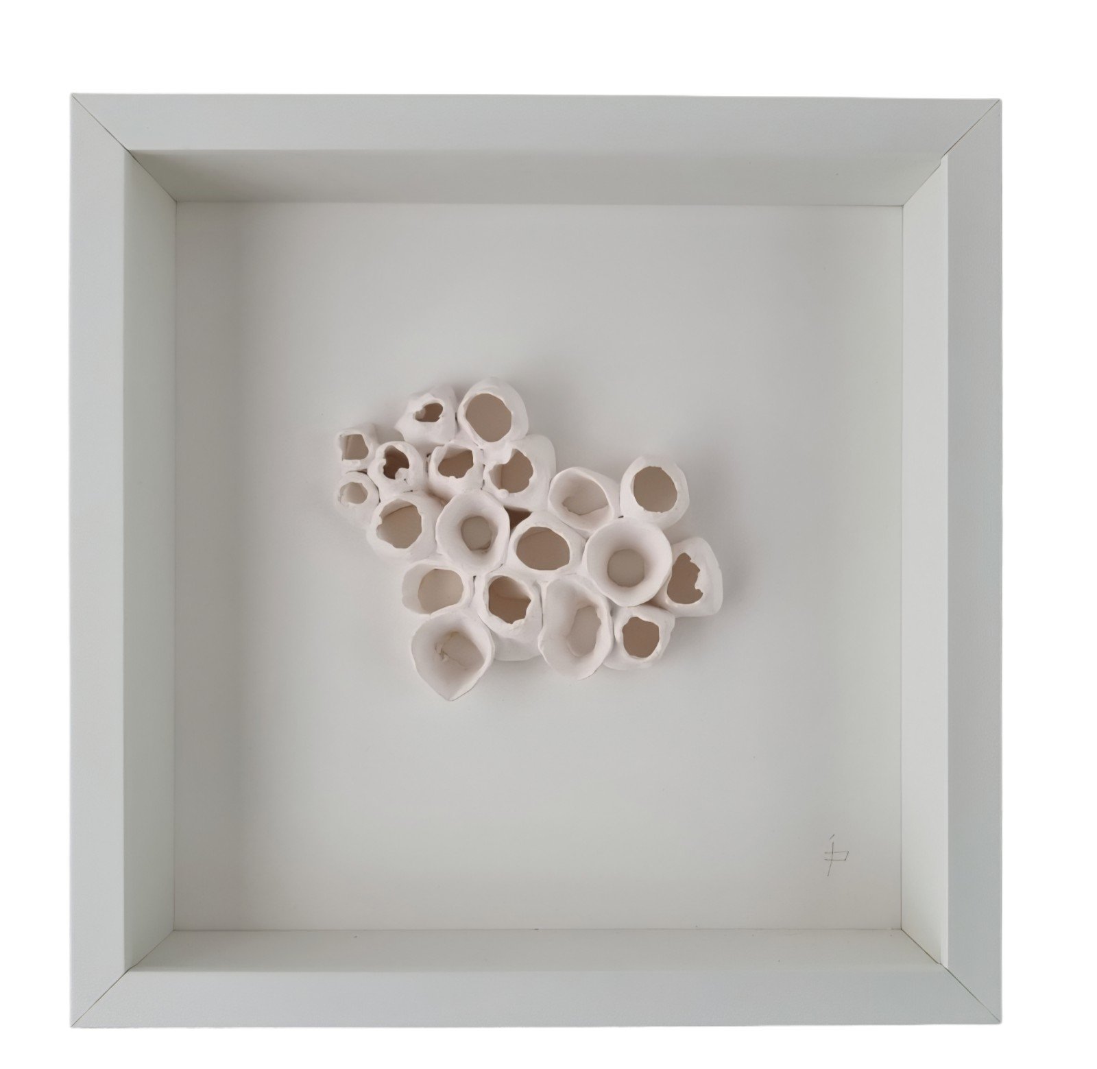 Porseleinen object in een baklijst 25x25cm - 101193 Porseleinen object in een baklijst 25x25cm