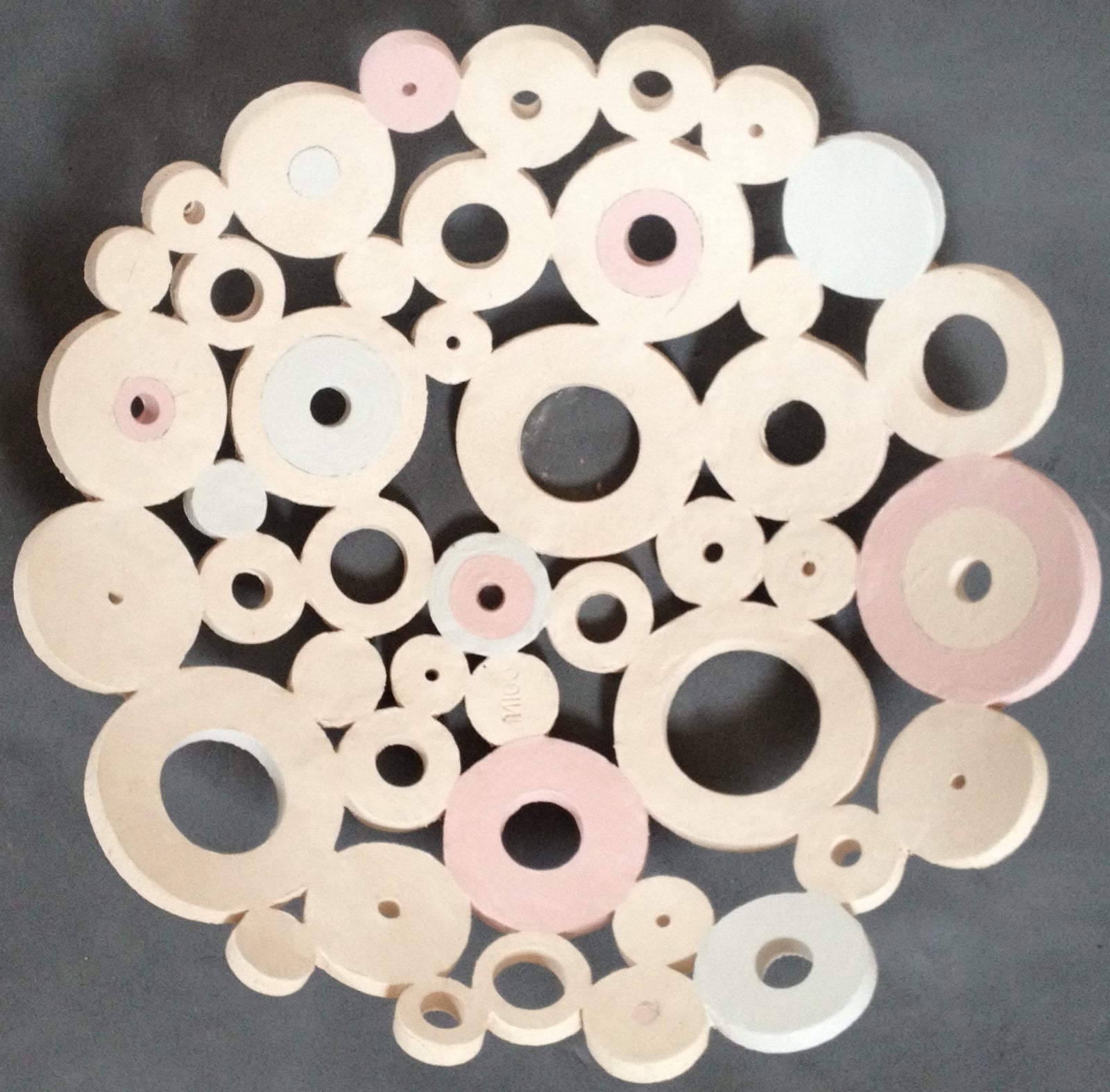 Handgemaakte schaal keramiek, gesigneerd en genummerd(Ø 40 cm) Nicol… - 109103 Handgemaakte schaal keramiek, gesigneerd en genummerd(Ø 40 cm) Nicolaas Maathuis (NIC-O)