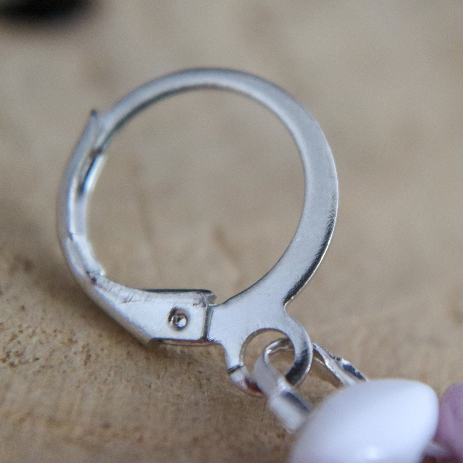 Konijnen oorbellen met paasei component van kralen voor Pasen - 68997.jpeg Konijnen oorbellen met paasei component van kralen voor Pasen